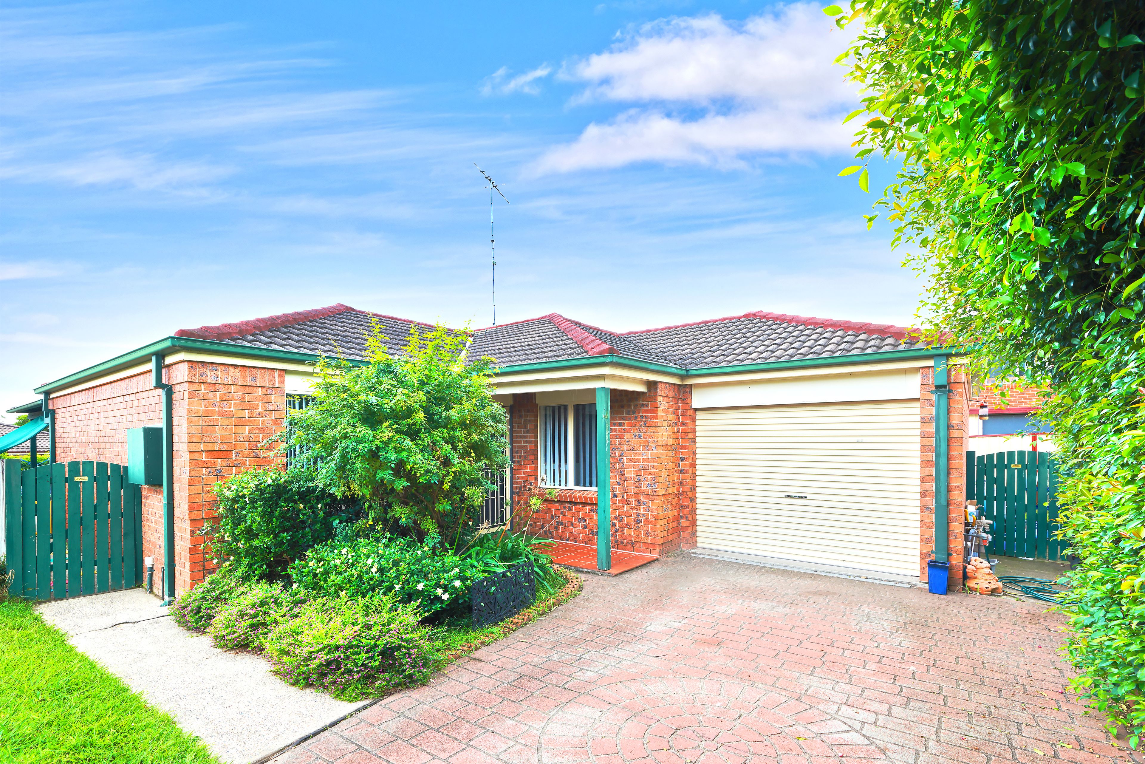 6 Litoria Place, Glenmore Park, NSW