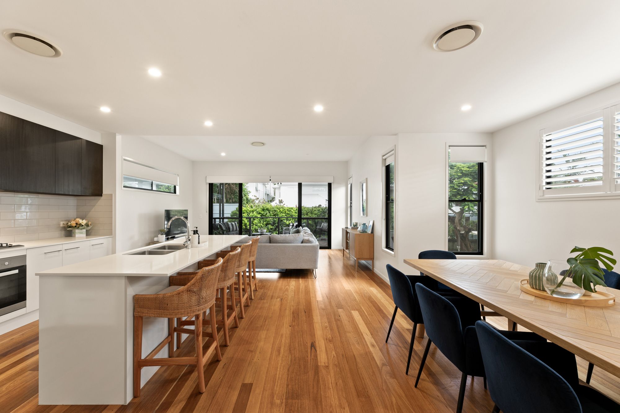 37 Third Street, Camp Hill, QLD 4152