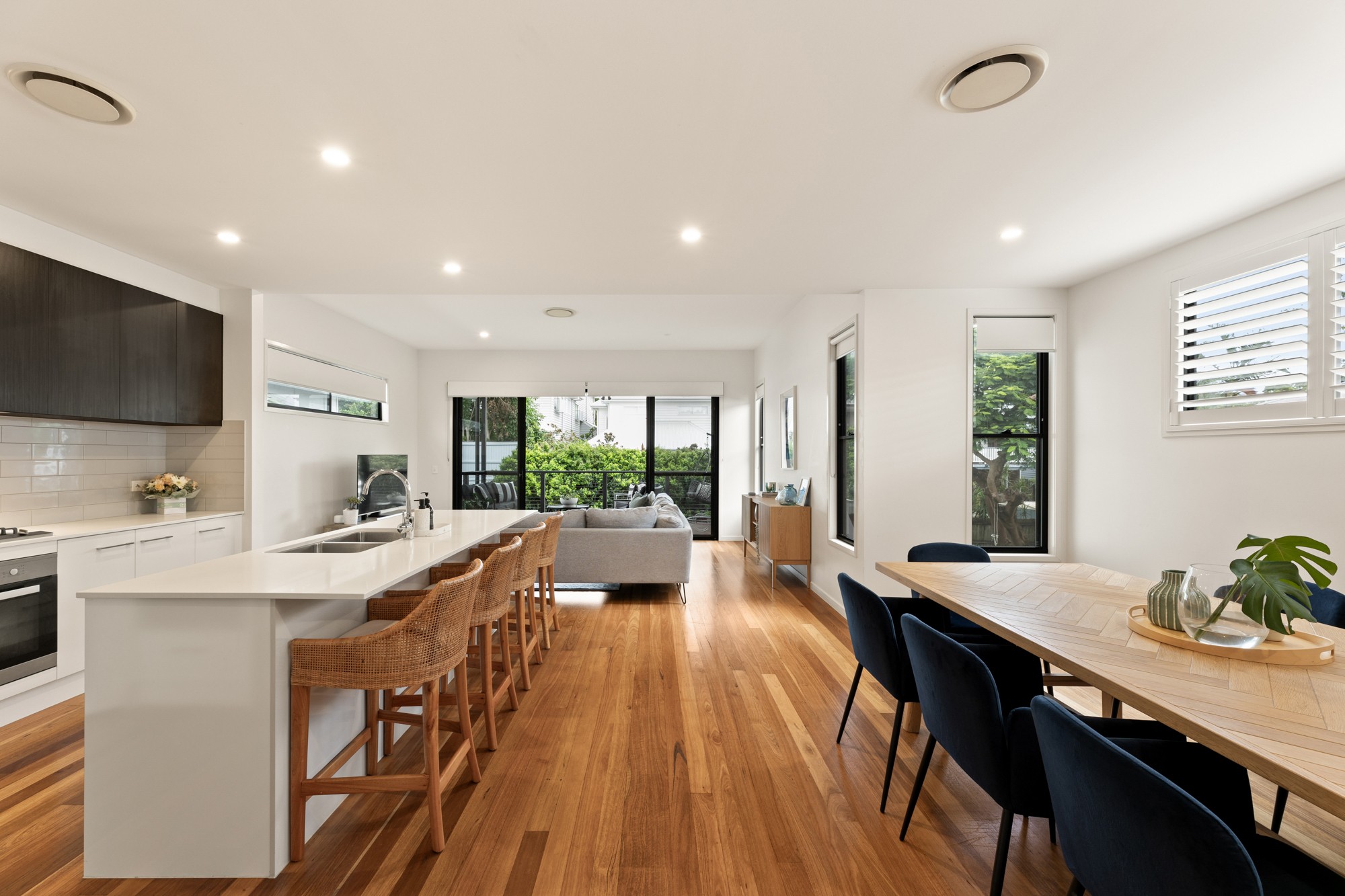 37 Third Street, Camp Hill, QLD 4152