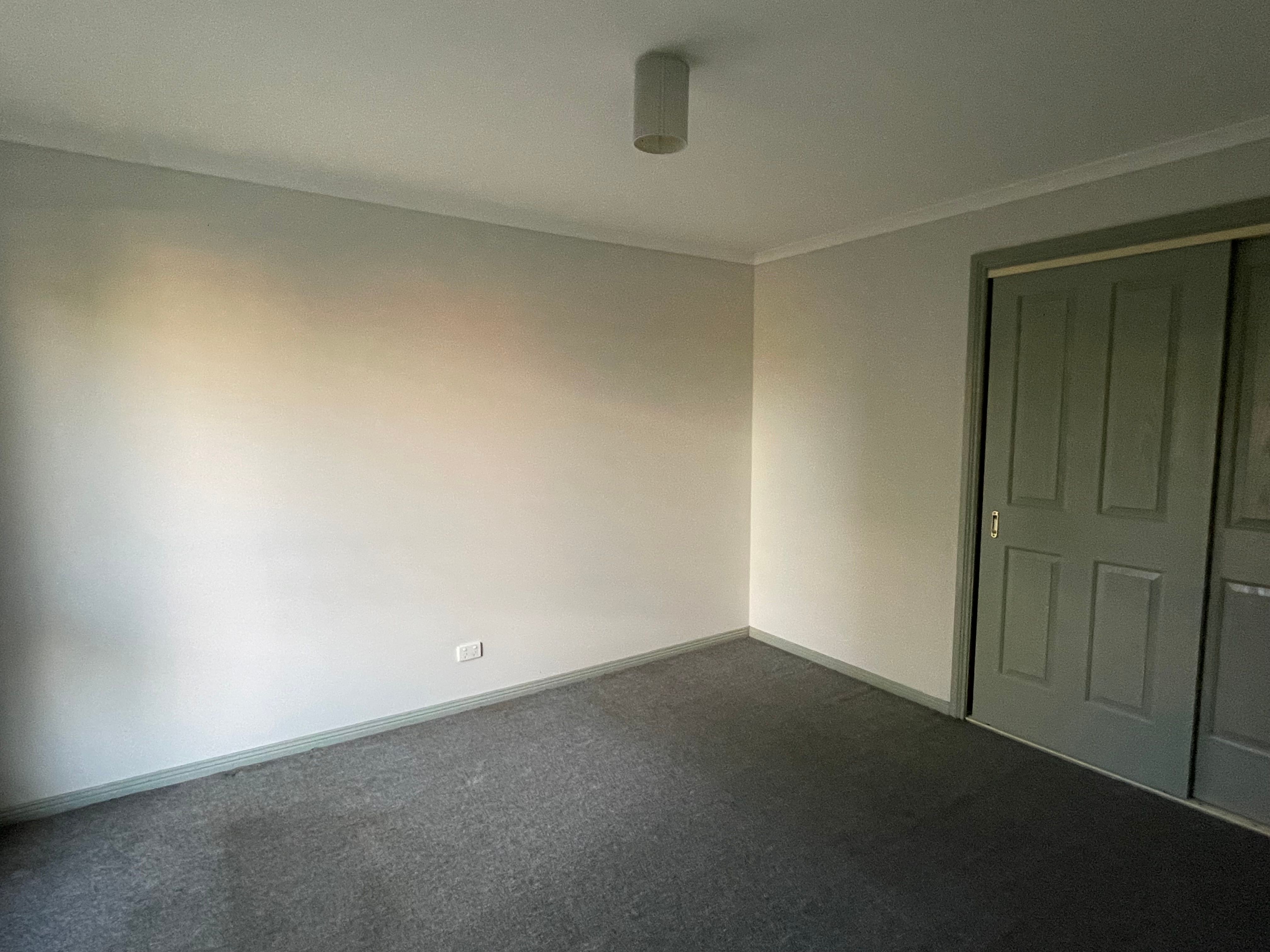 1/16 Tonkin Avenue — photo 3 of 14