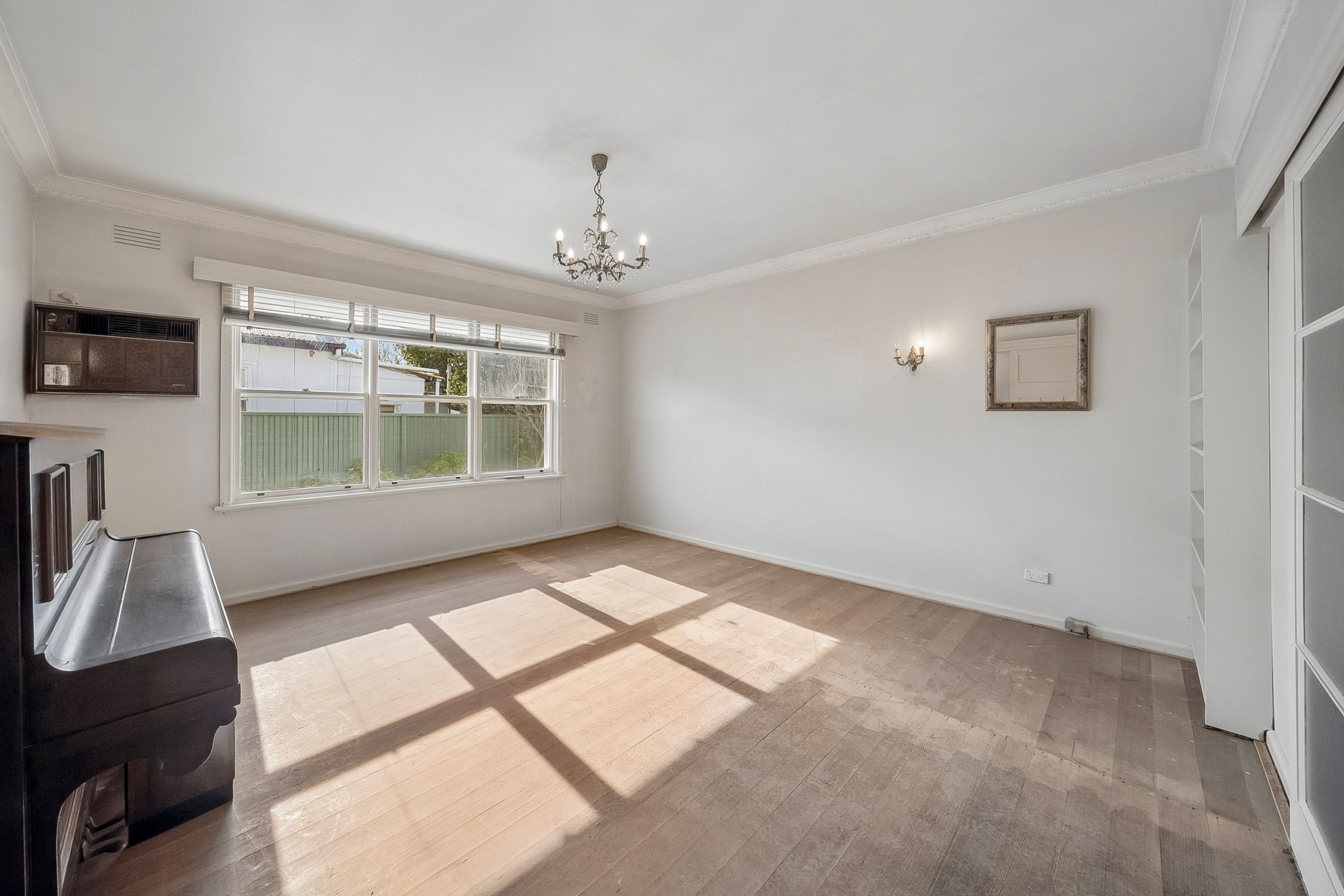 7 Pearce Street — photo 3 of 16
