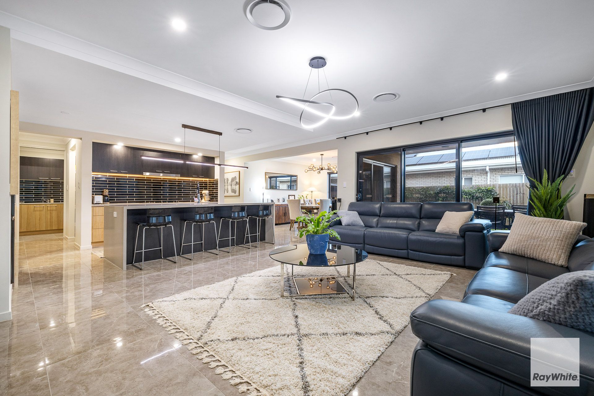 8 Saltbush Street — photo 4 of 30