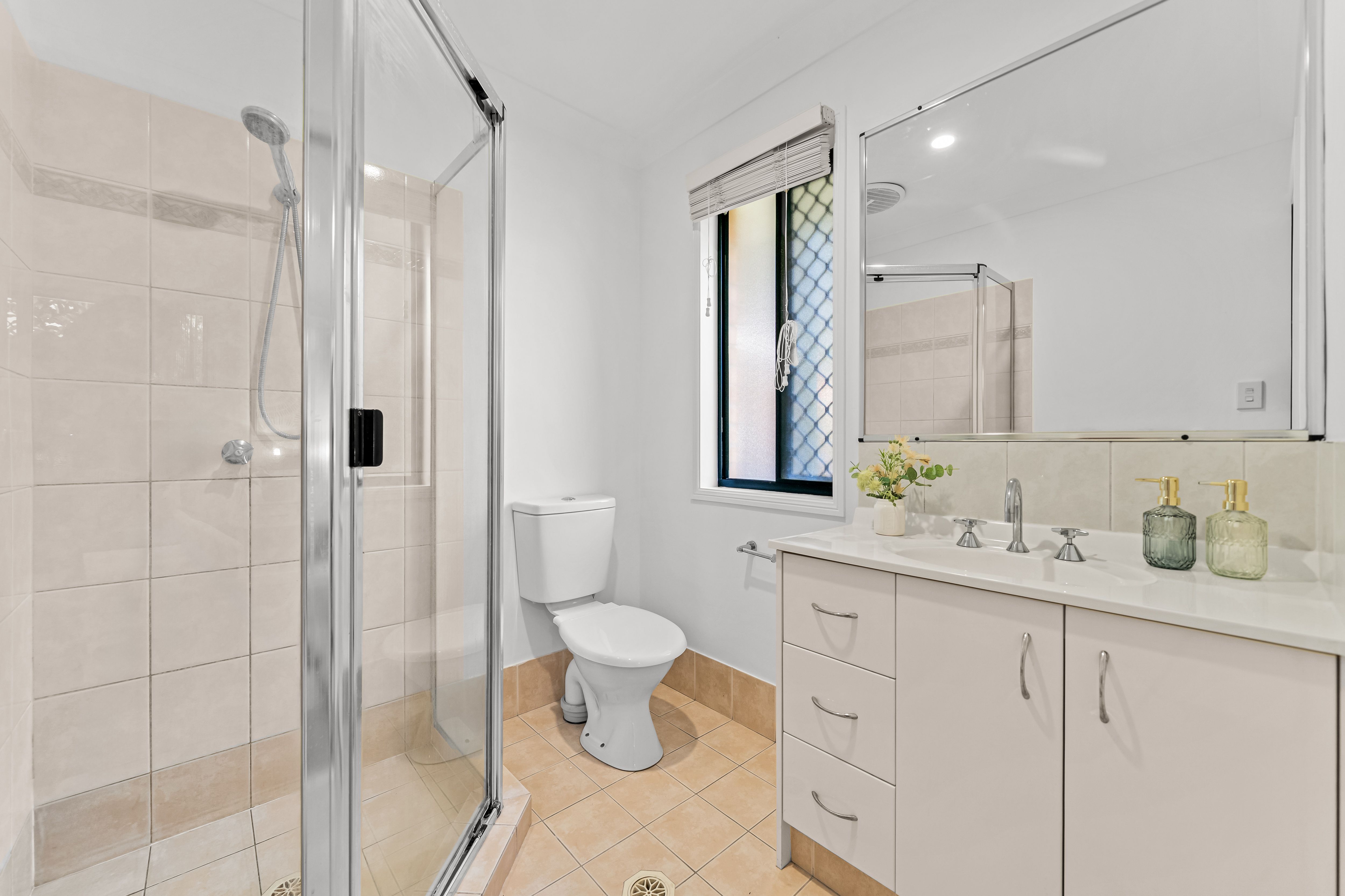 17 Hattah Place — photo 12 of 18