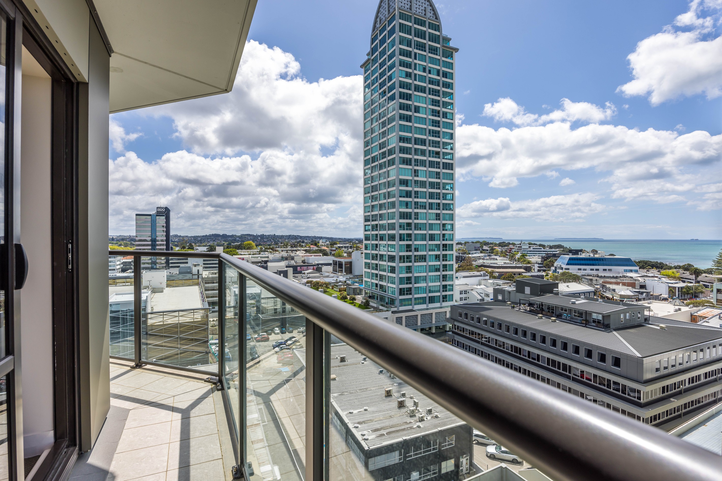911/9-17 Byron Avenue, Takapuna, North Shore City