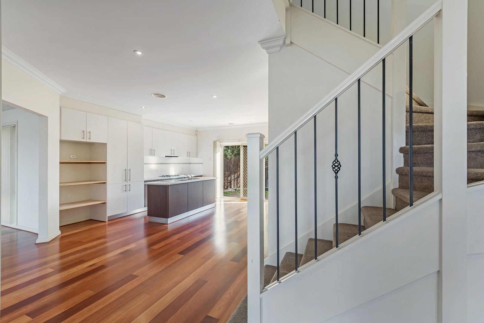 1/1 Victoria Road, Sydenham, VIC 3037