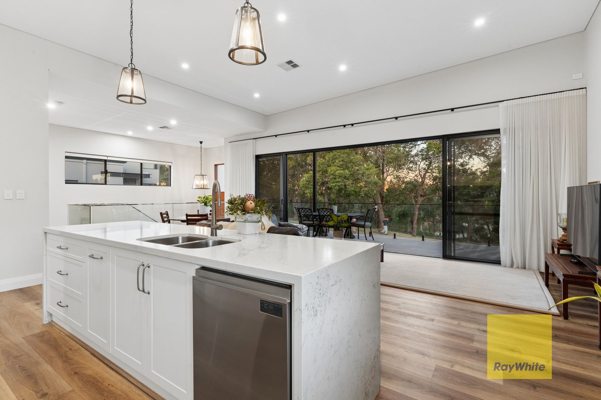 21 Ashfield Parade — photo 9 of 30