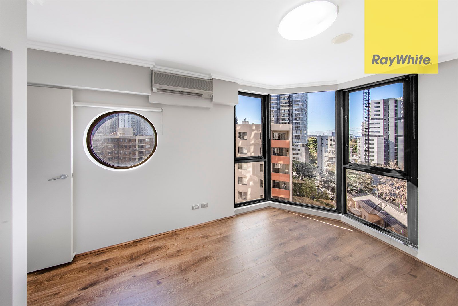 144/13-15 Hassall Street — photo 7 of 10