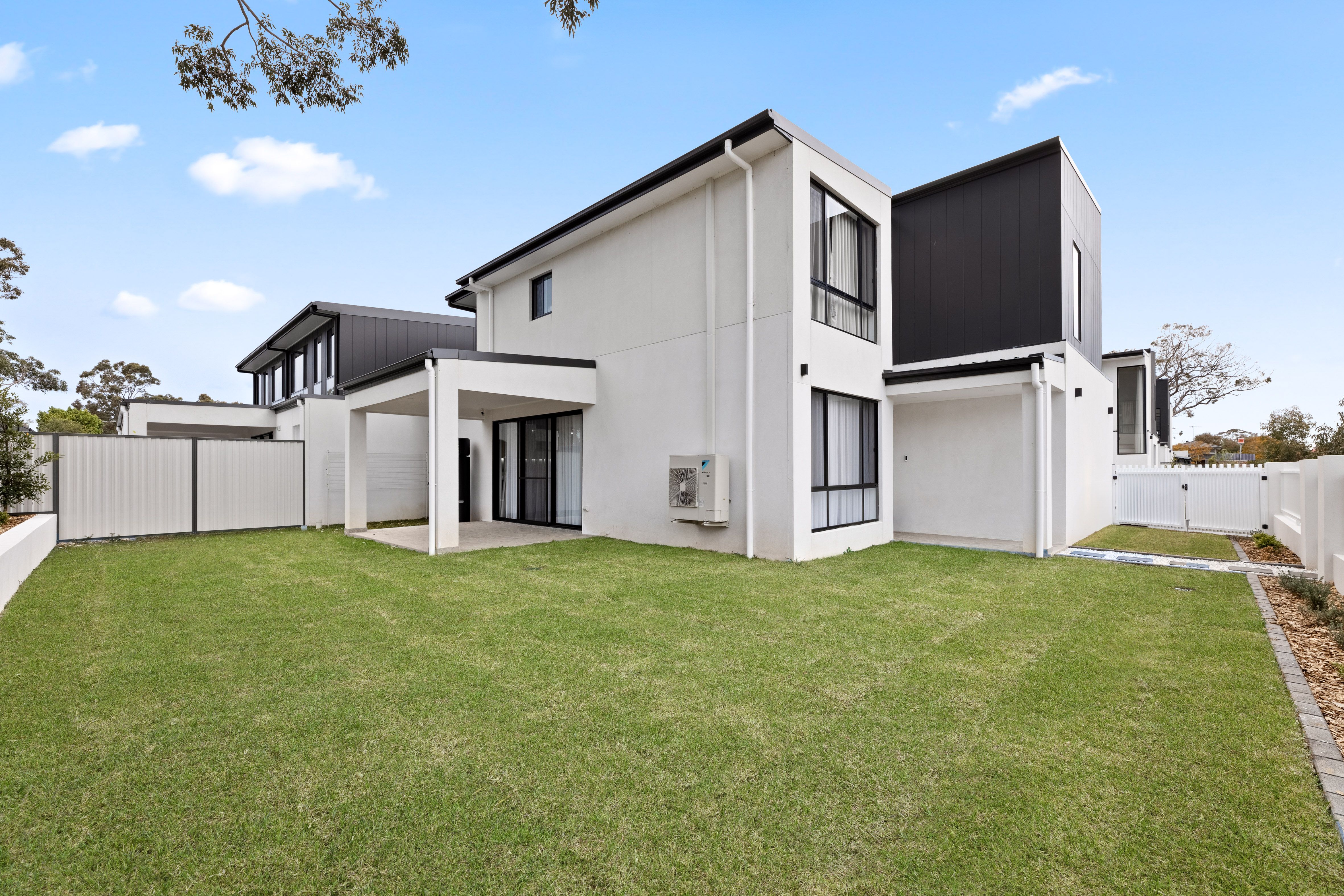 19/1 Raine Place — photo from Ray White Sutherland Shire