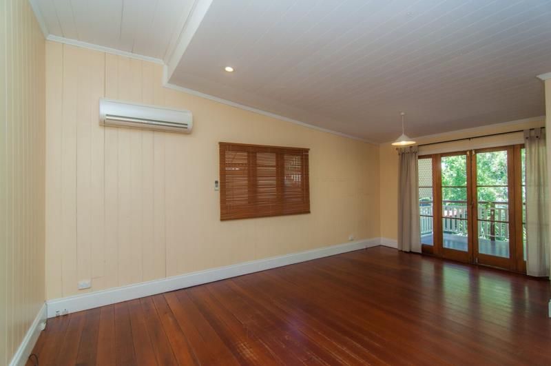 11 Dyne Street, Red Hill, QLD 4059