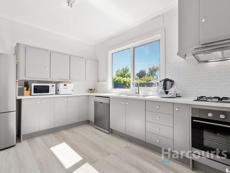 31 Maidstone Street, Ringwood, VIC 3134