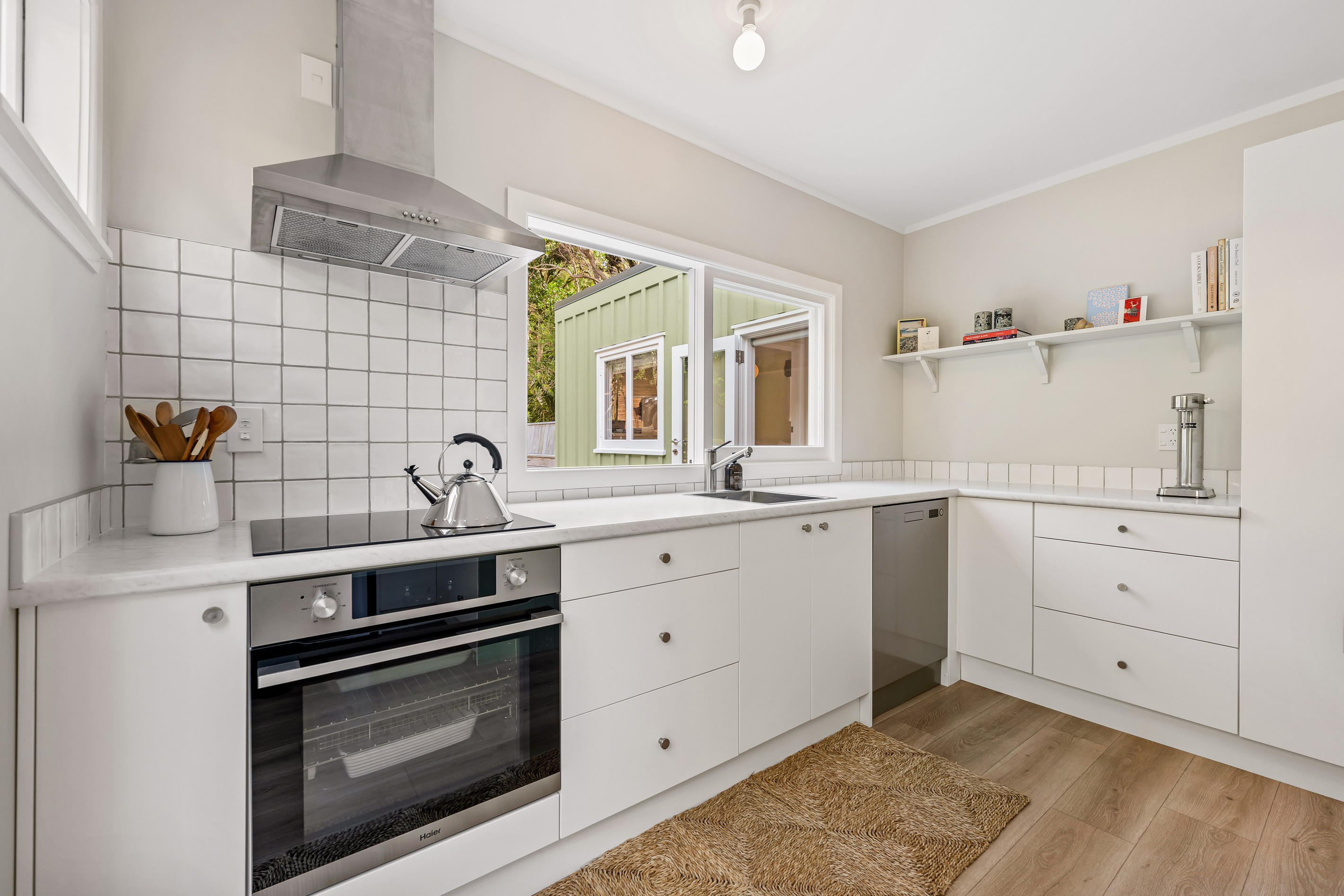 70 Seaview Road, Piha, Waitakere City