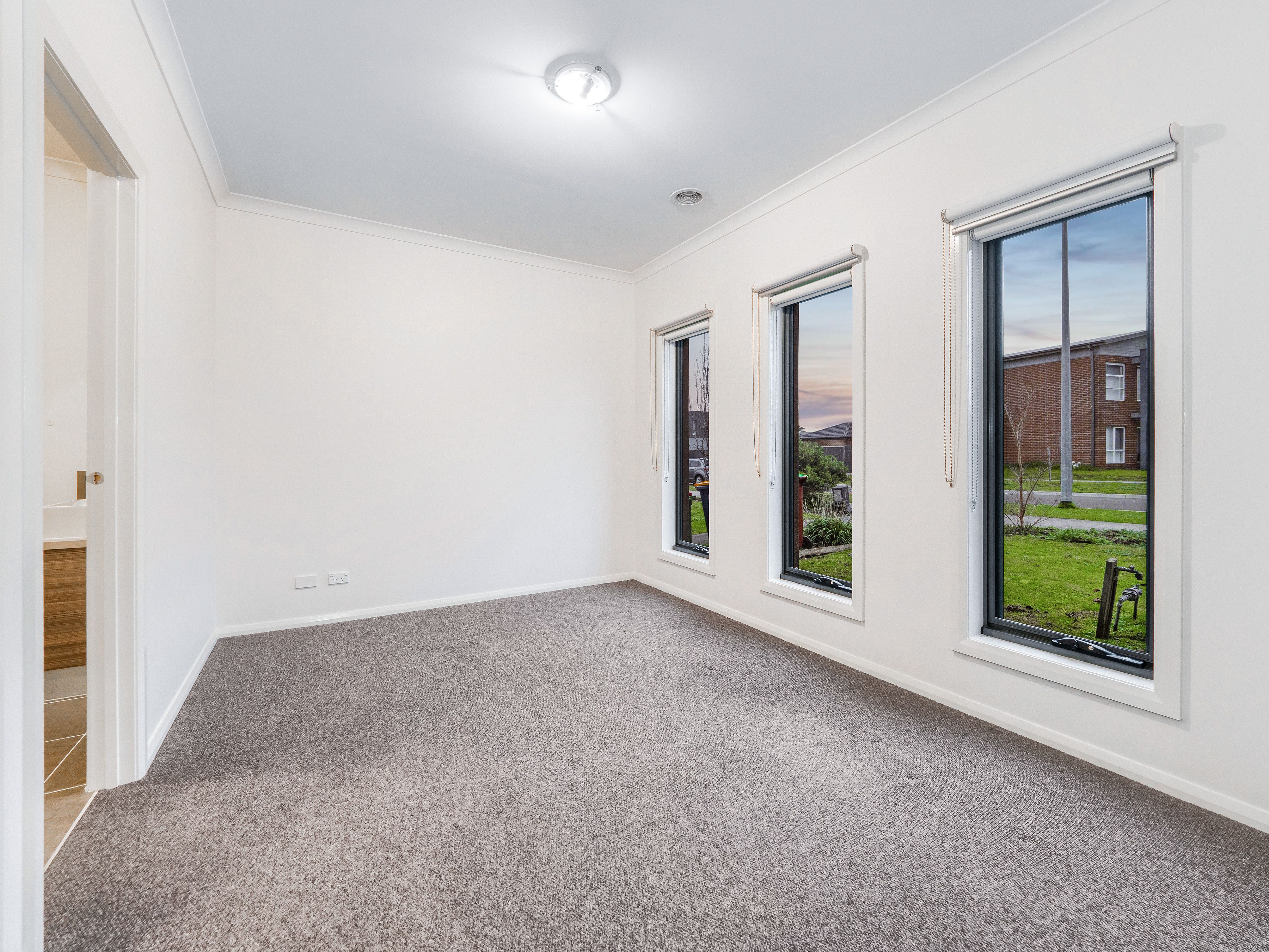 21 Berrybank Terrace — photo 17 of 30