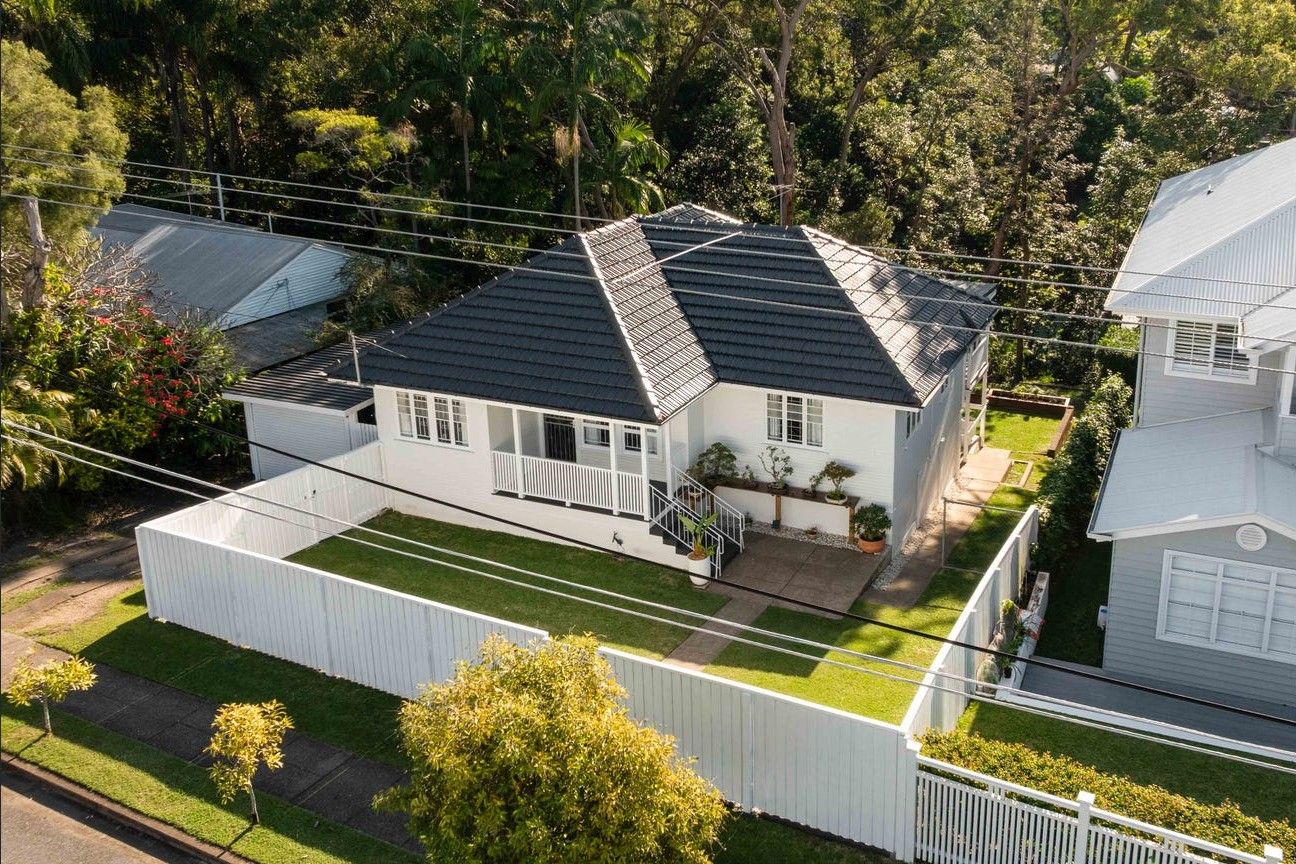 63 Stuartholme Road — photo 17 of 19