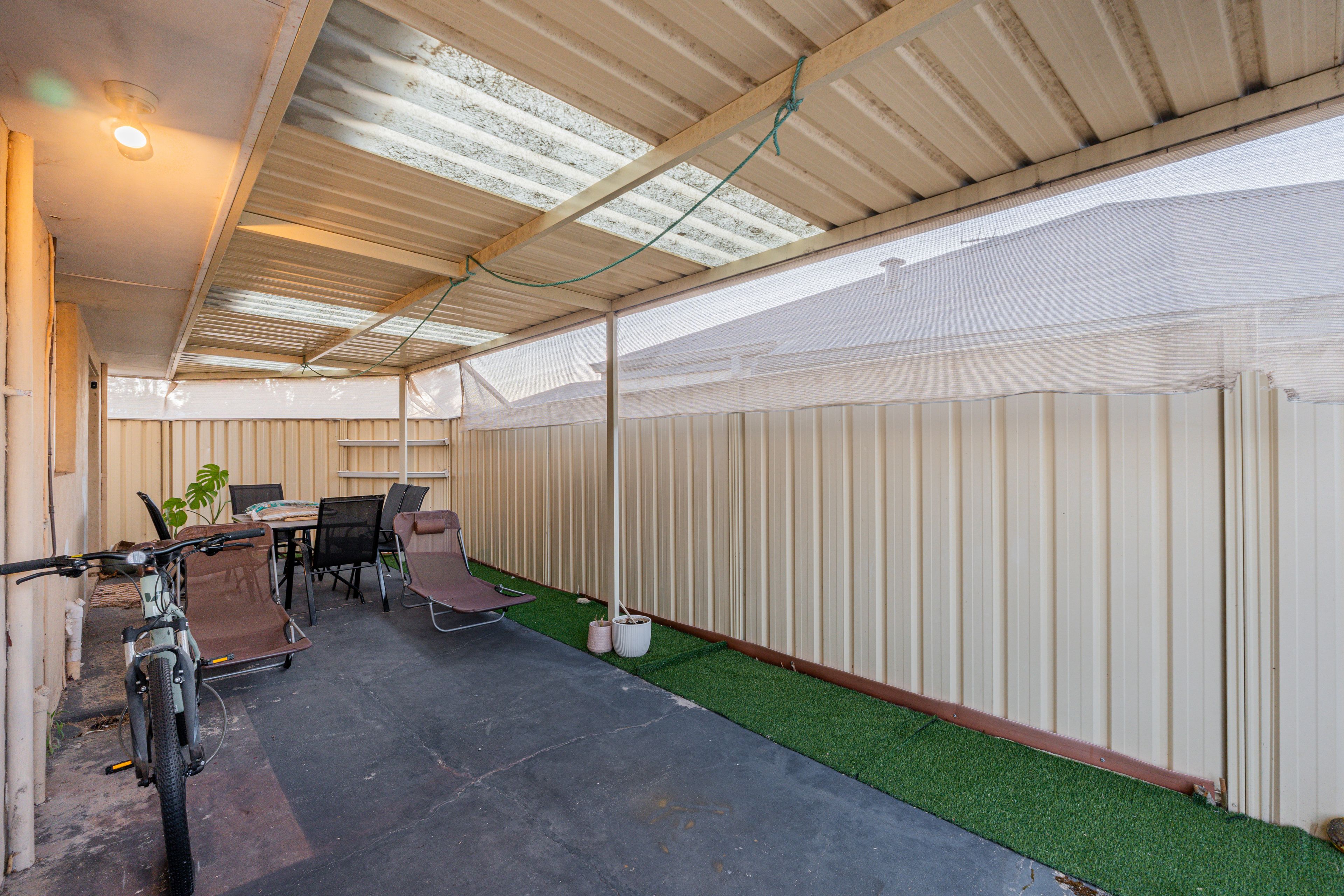 36A Cobham Way — photo 16 of 18
