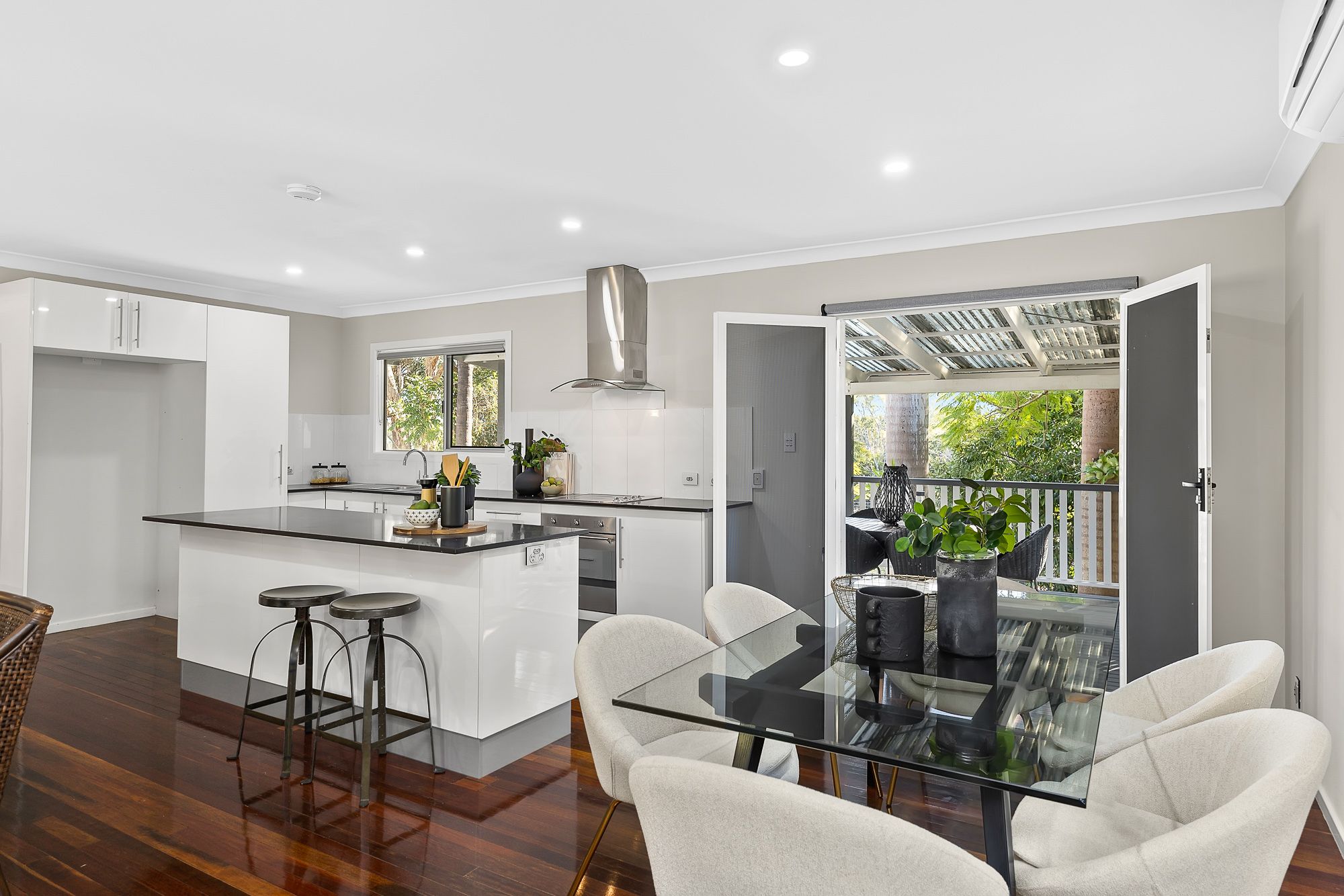 8 Tad Street, Kenmore, QLD 4069
