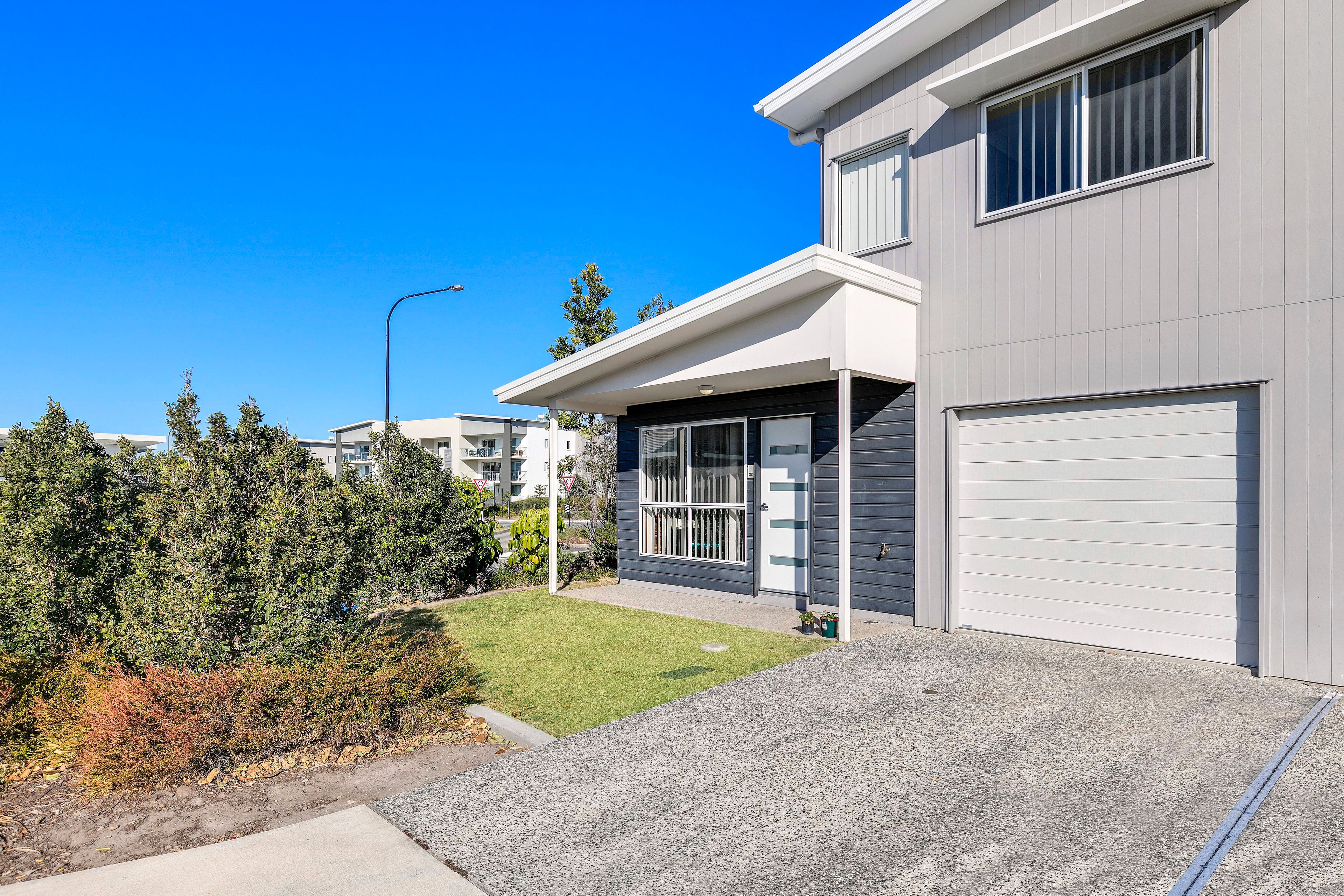 6 Crayfish Street, Mountain Creek QLD 4557