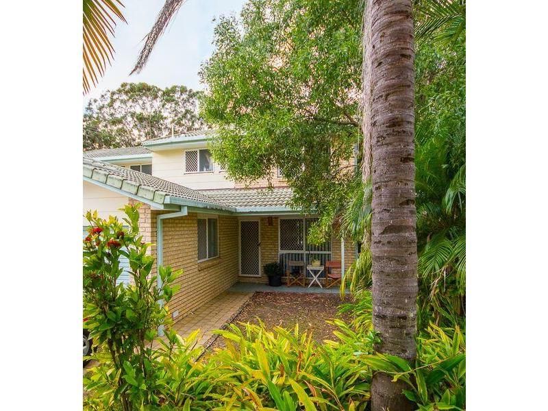 4/14 Liam Court, Labrador, QLD 4215