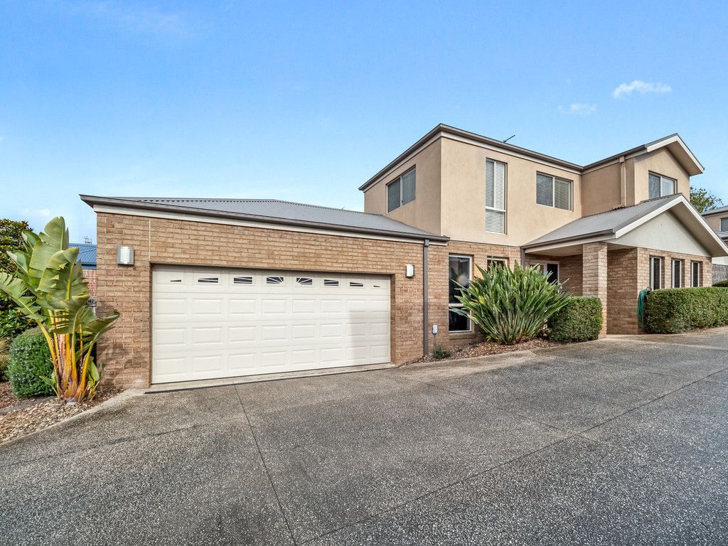 42 Jenner Avenue, Cowes VIC 3922