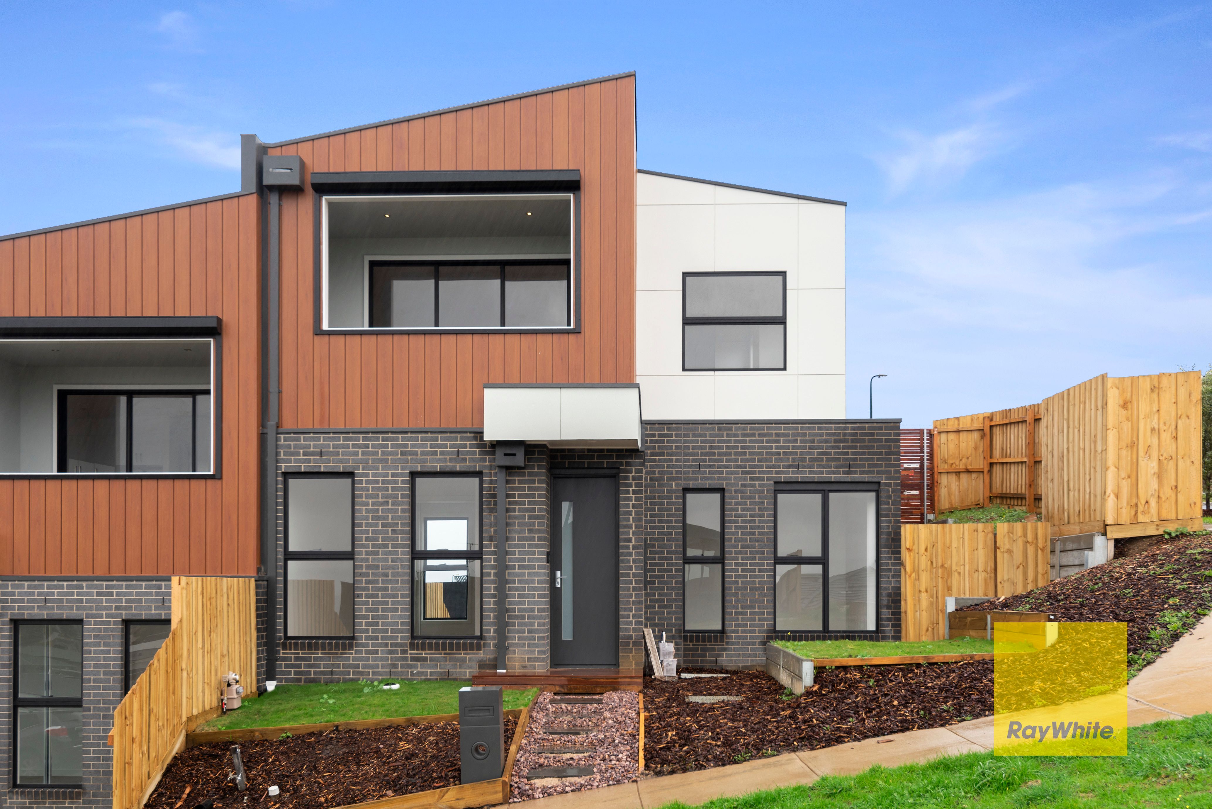 5A Woolbrae Place, Highton, VIC 3216