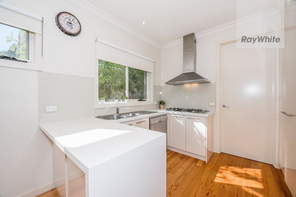 2/133 Mountain View Road, Briar Hill, VIC 3088