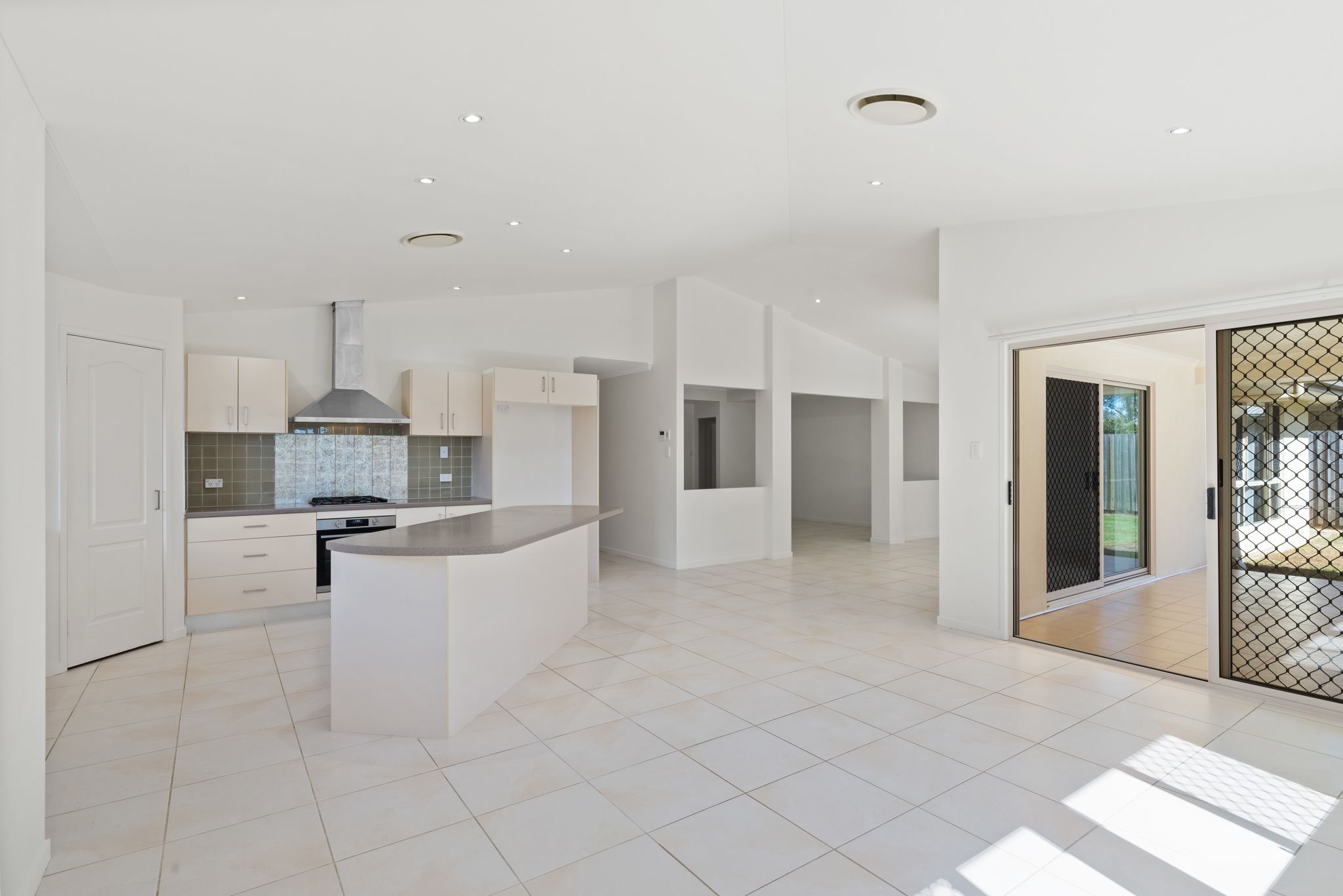73 Gympie View Drive, Southside, QLD 4570
