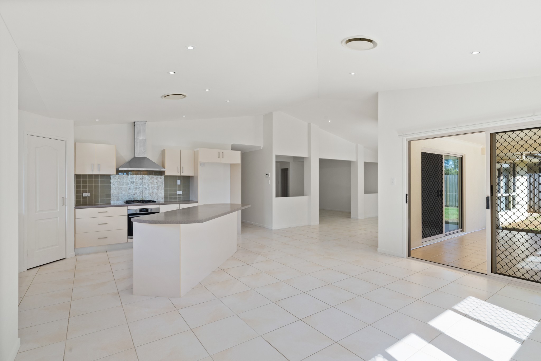 73 Gympie View Drive, Southside, QLD 4570