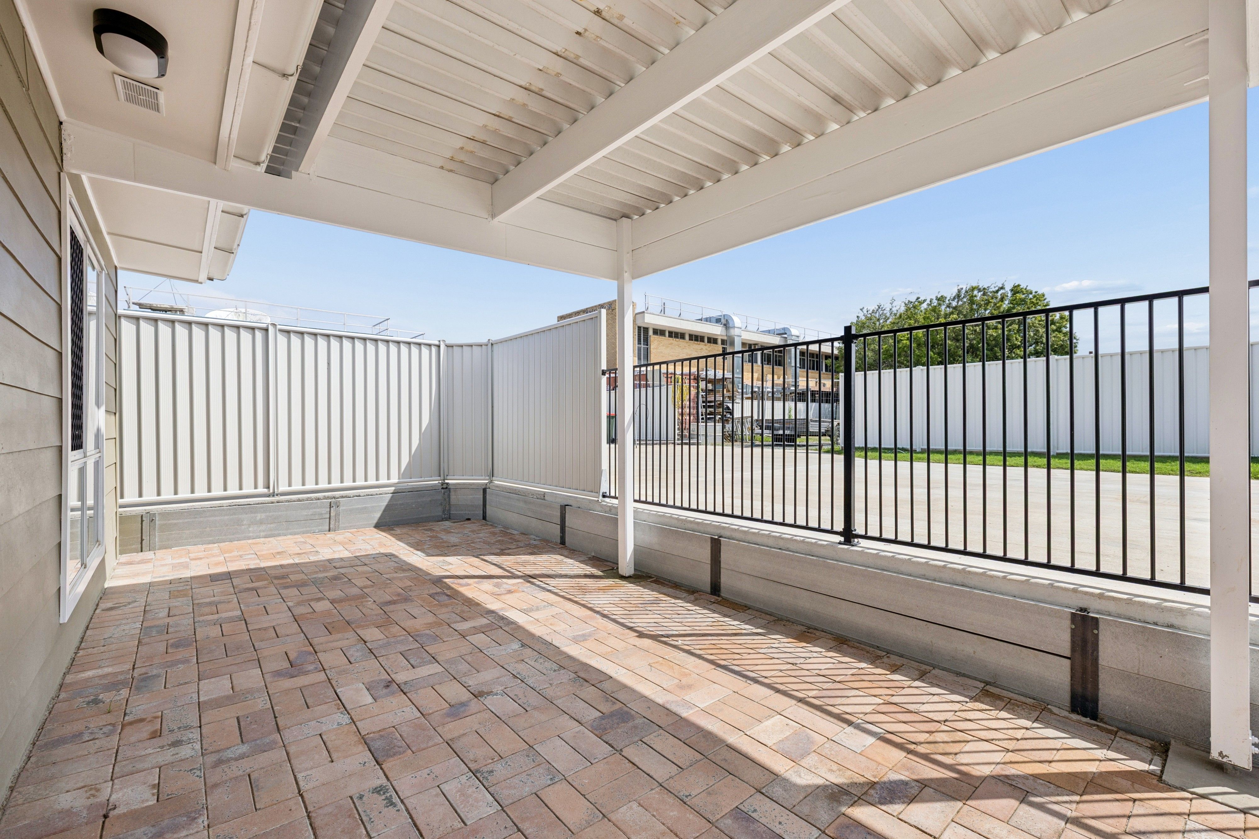 206 Brighton Terrace — photo 15 of 18