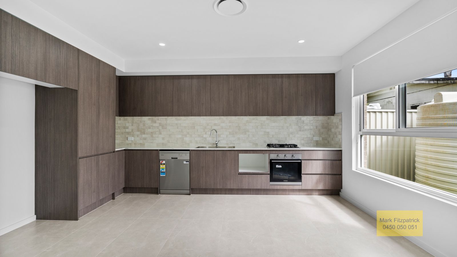 2/72 Westbourne Avenue, Thirlmere, NSW 2572