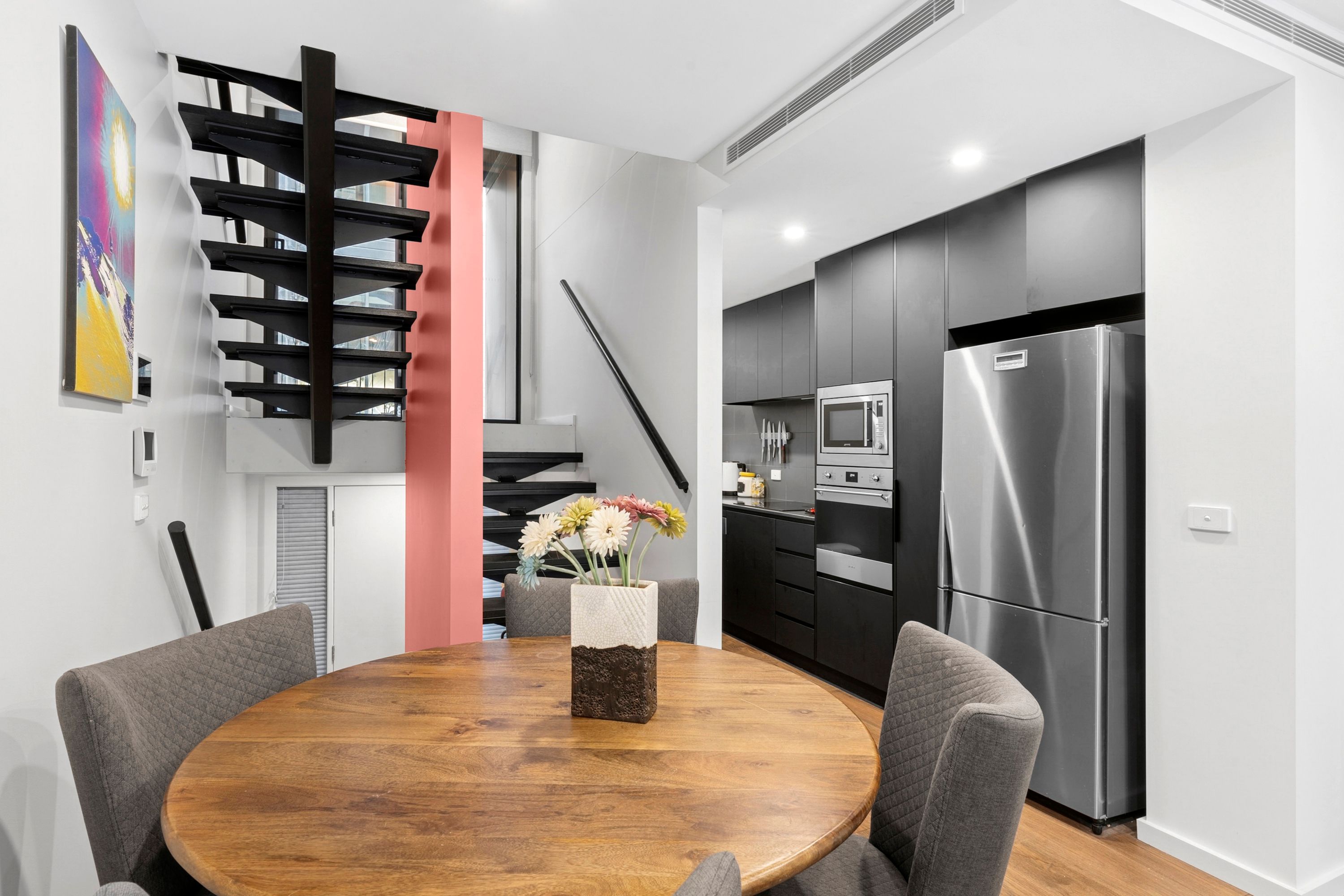 115/6 Torrens Street — photo 5 of 12