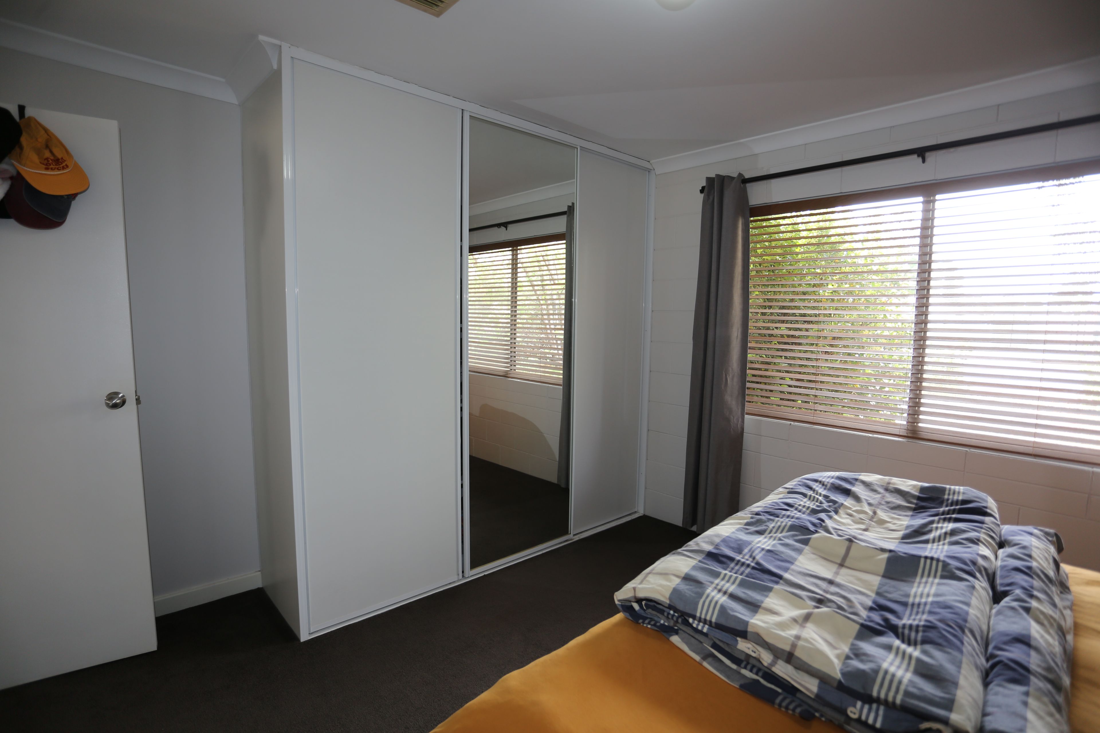 19 Sturt Pea Crescent — photo 10 of 15