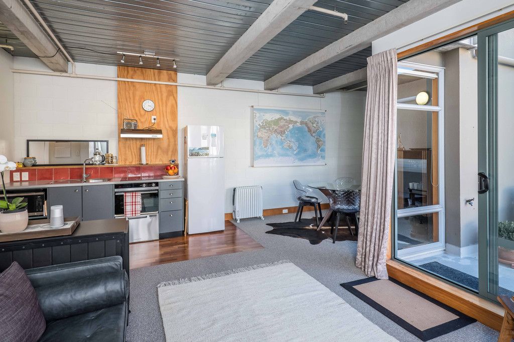 2/4 Frederick Street, Te Aro, Wellington City