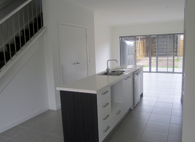 15/2 Sanoma Drive, Skye, VIC 3977