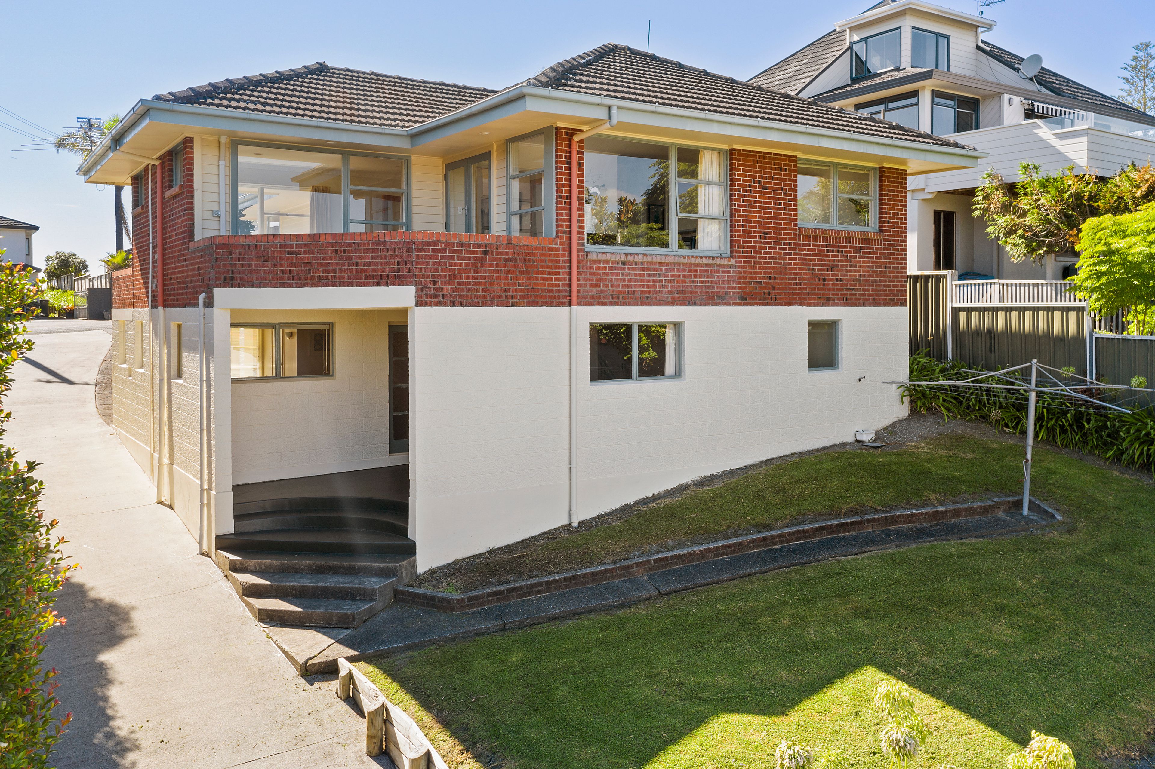 37 Clovelly Road, Bucklands Beach, Manukau City