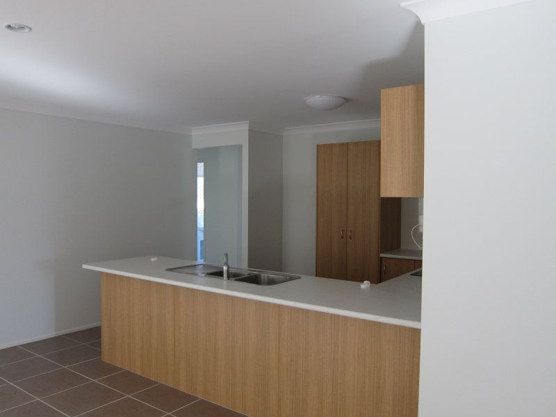 43 Burdekin Circuit, Warner, QLD 4500