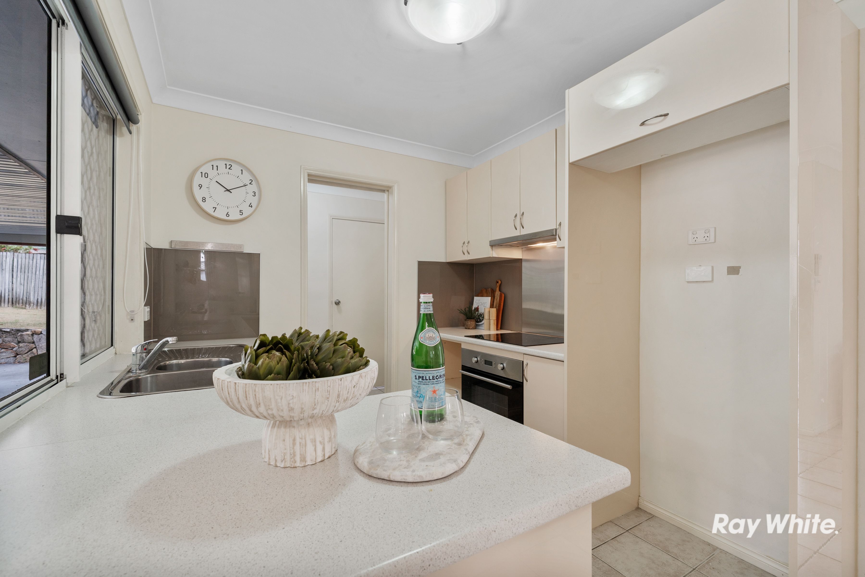 7 Hayward Court — photo 4 of 20