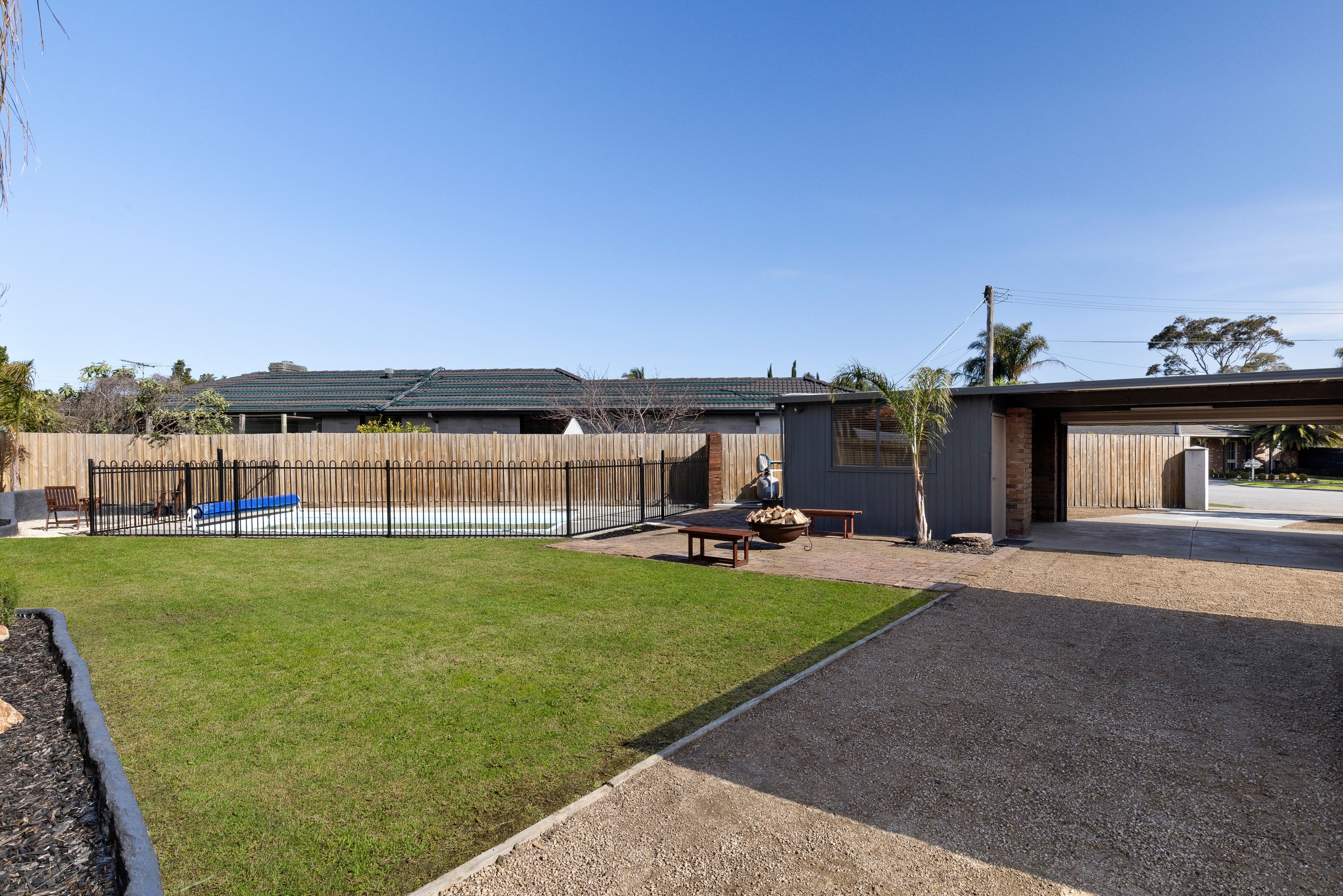 6 Carnoustie Court — photo 7 of 9