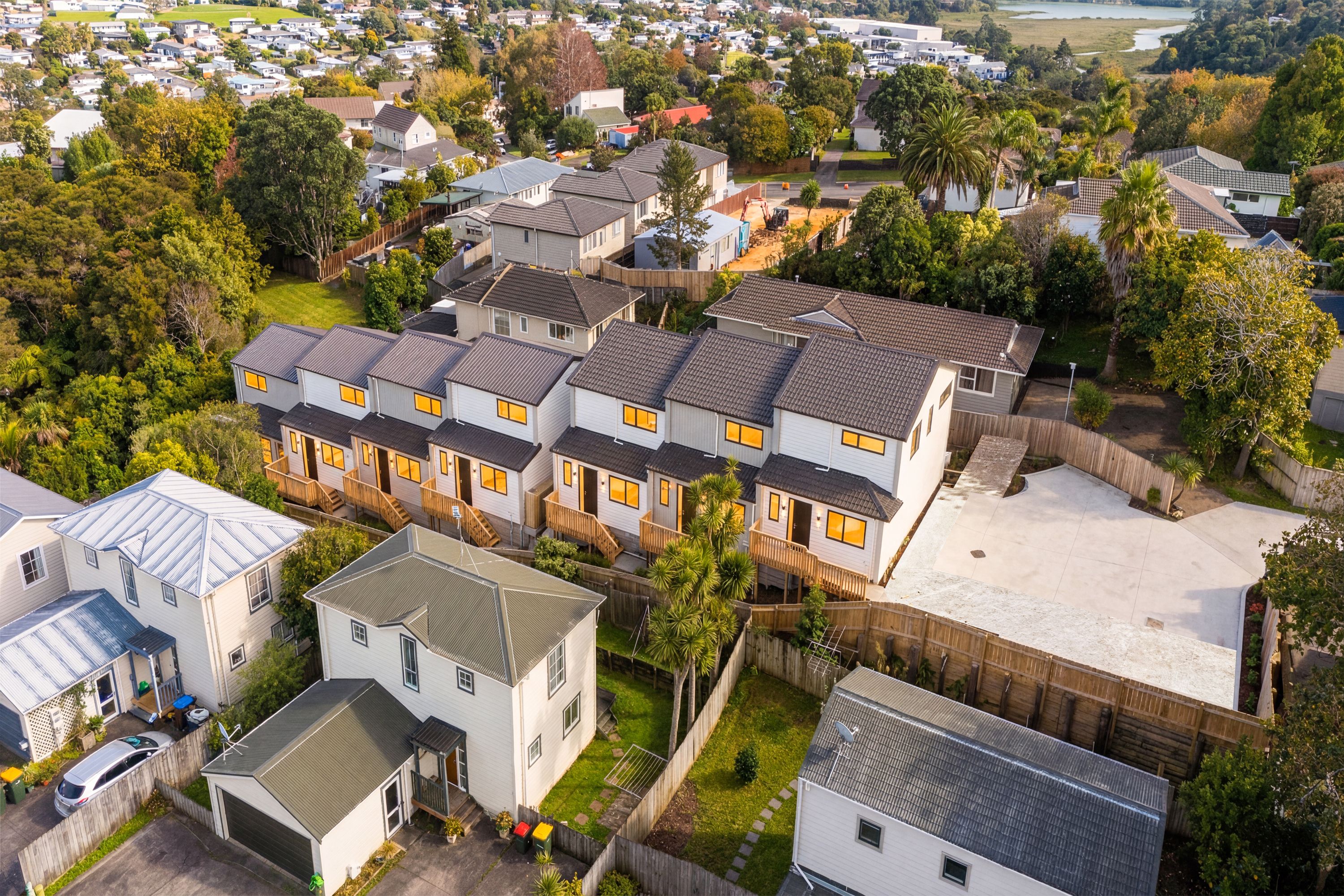 3/72 Seaview Road, Glenfield, North Shore City