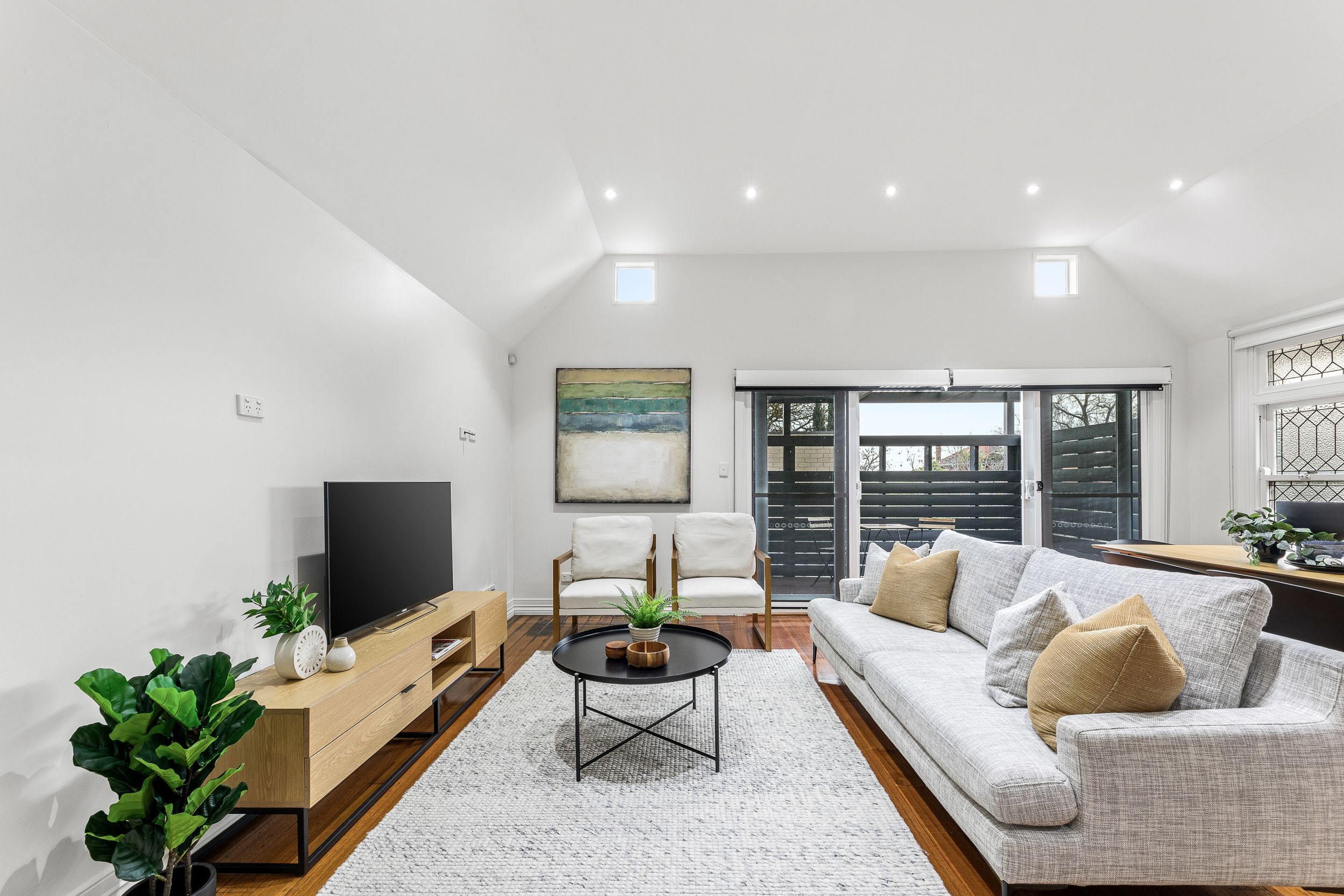 1/854 Toorak Road — photo 4 of 18