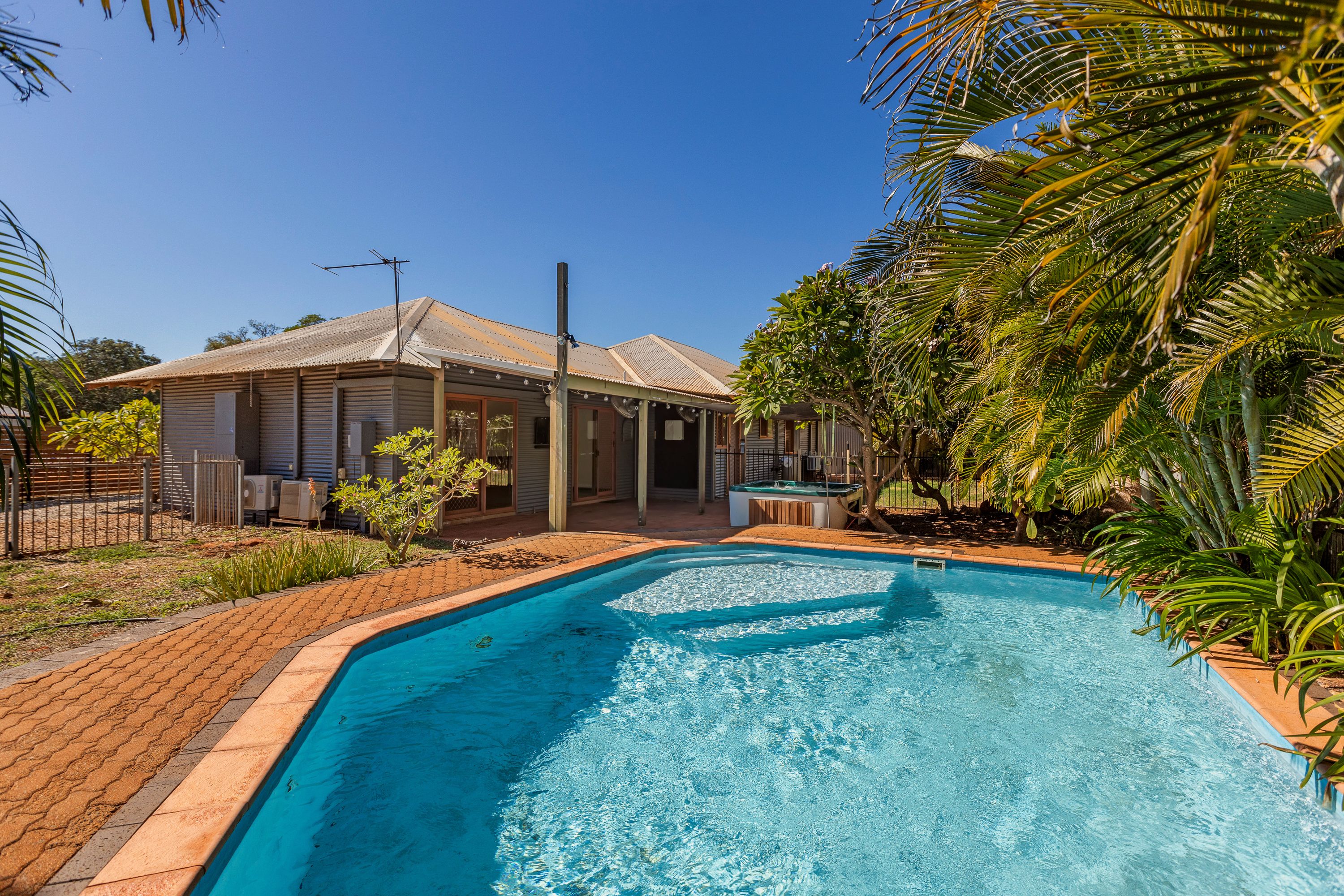 4 Dakas Street, Cable Beach, WA 6726