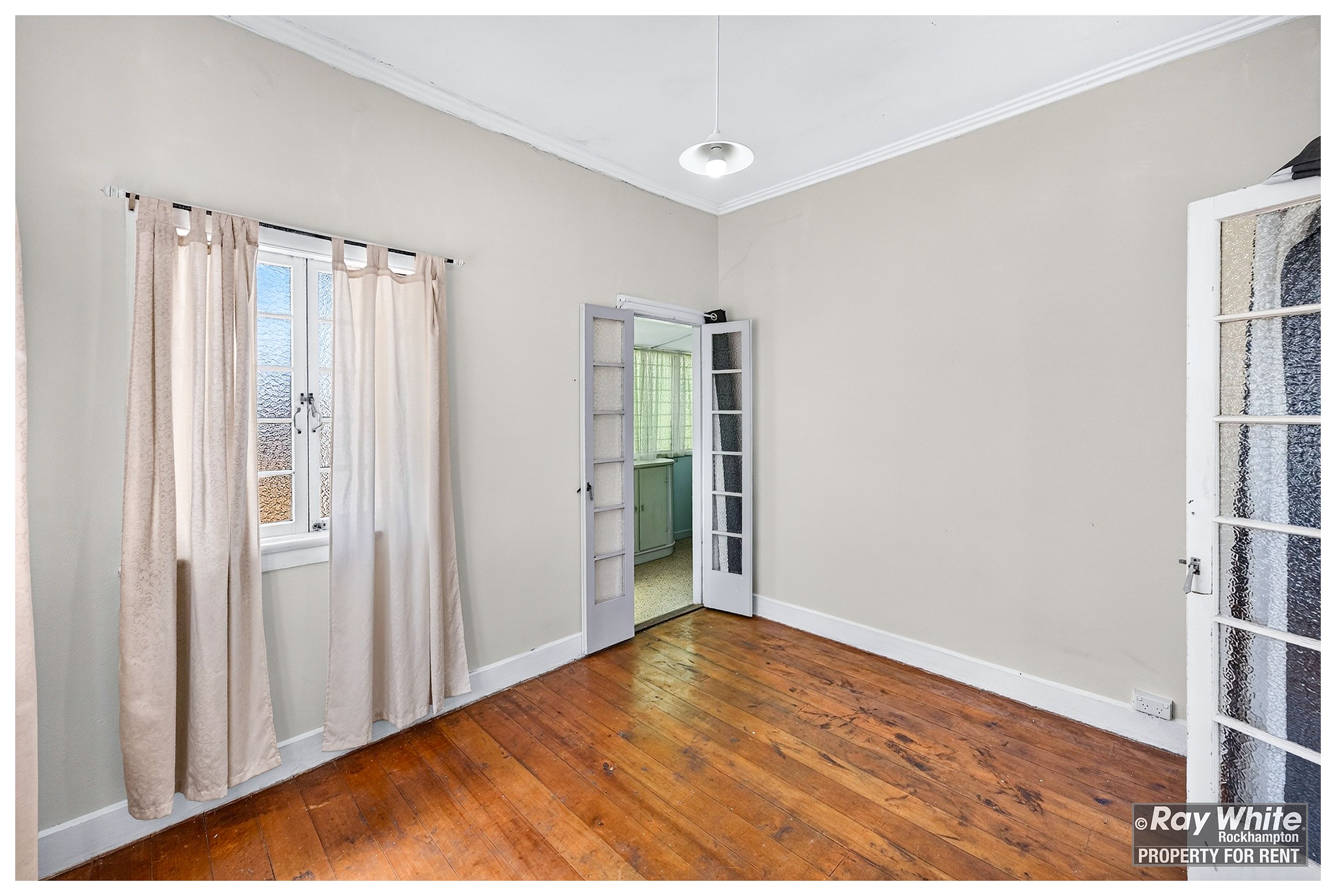 189 Kent Street — photo 16 of 24