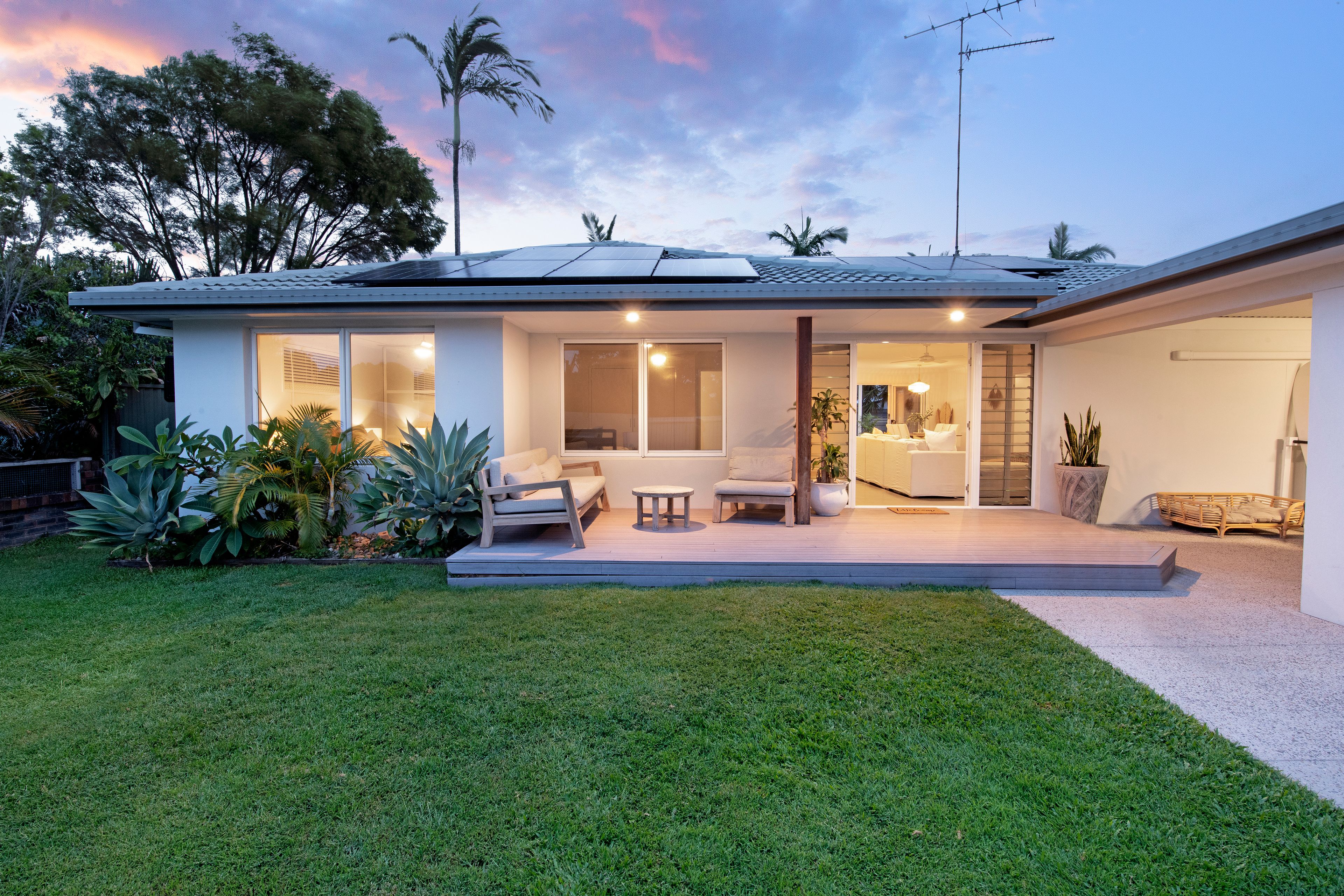 1 David Court, Miami, QLD 4220