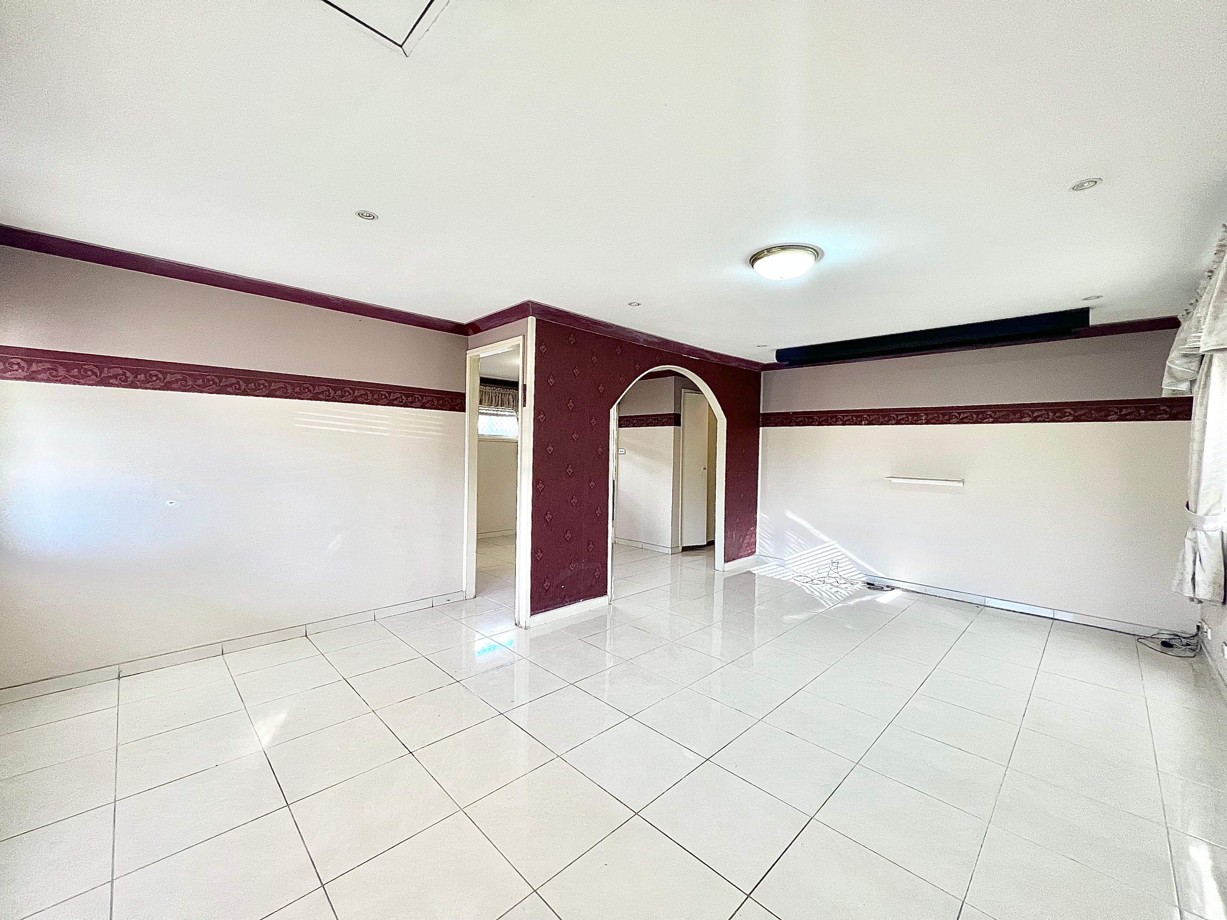 6/209 Harrow Road, Glenfield, NSW 2167