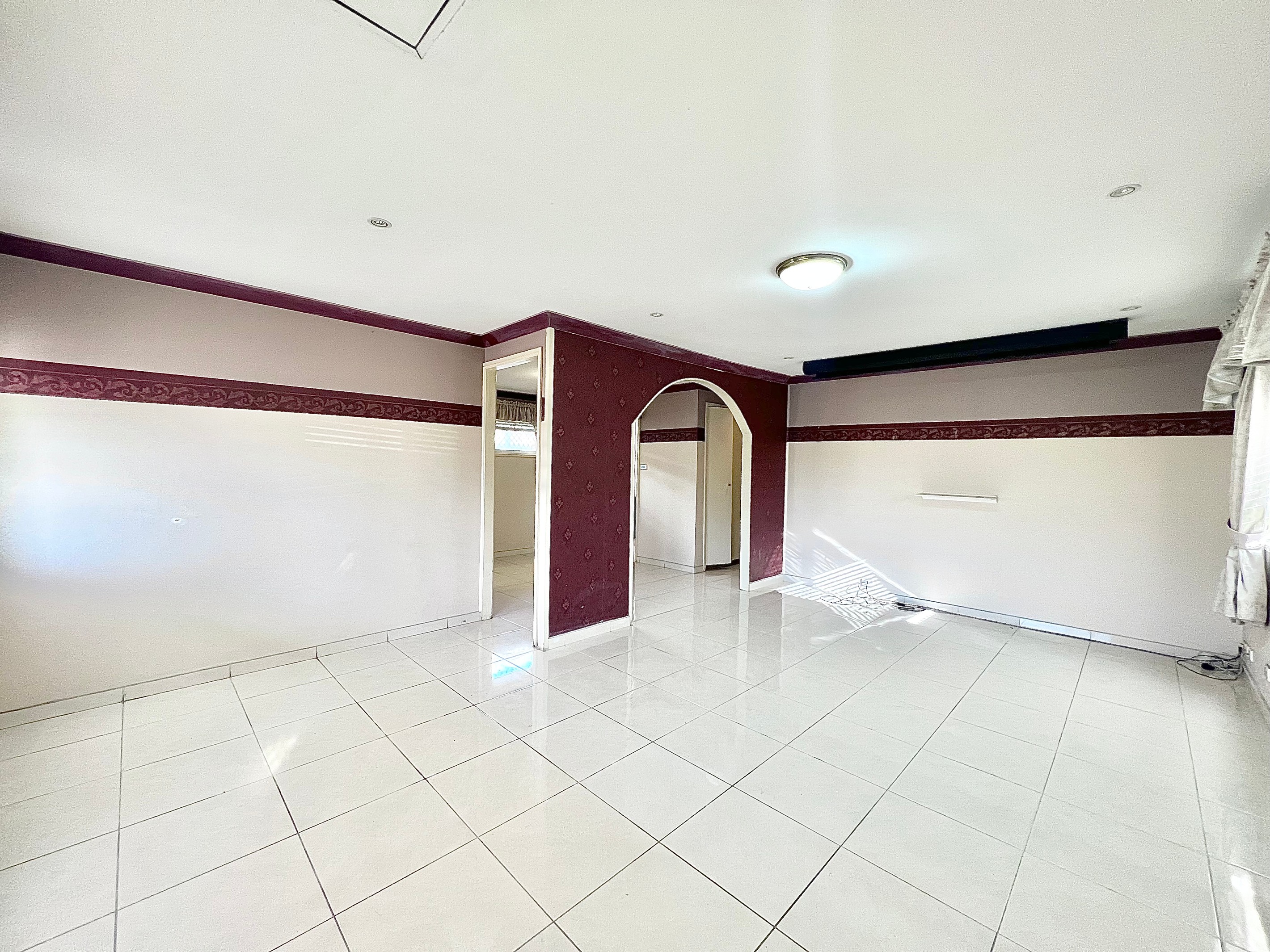 6/209 Harrow Road, Glenfield, NSW 2167