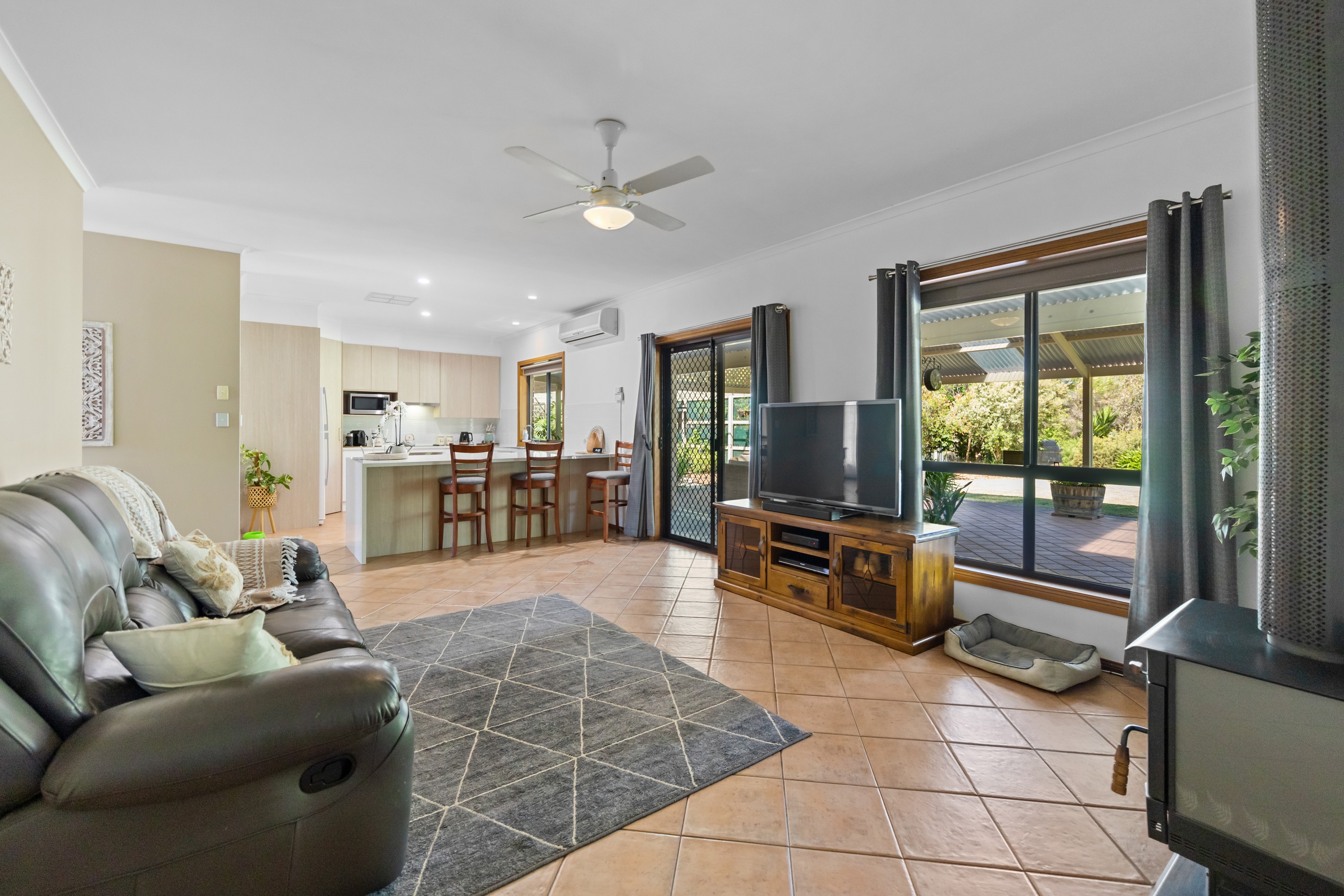 15 Burnett Drive, One Tree Hill, SA 5114