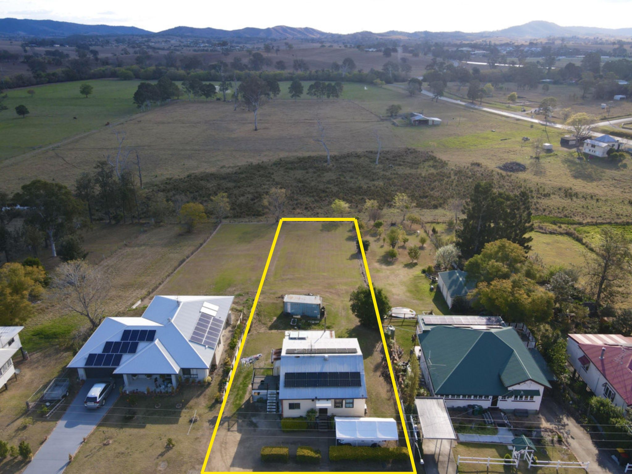 27 Ridge Street, Kilcoy, QLD 4515