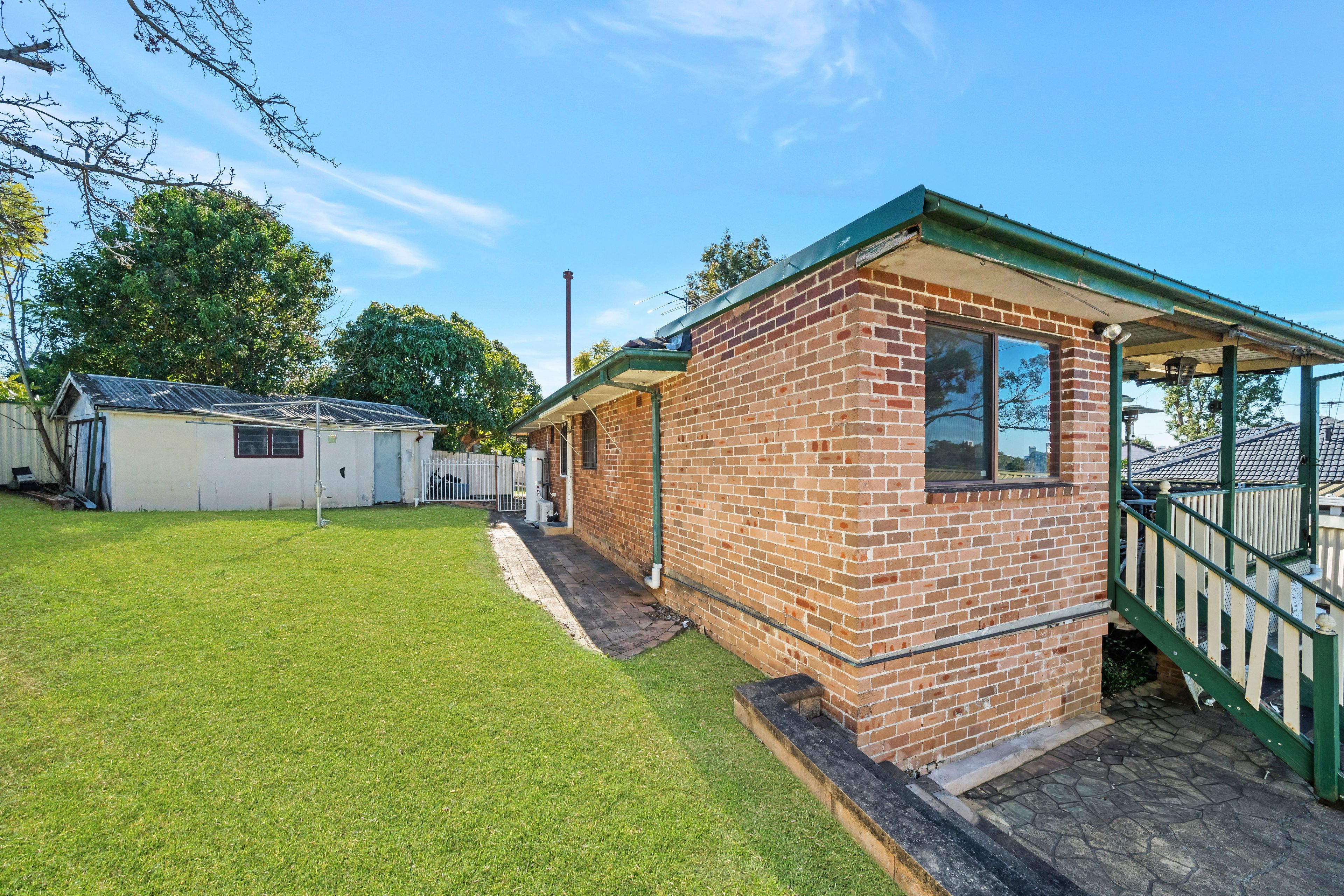 10 Leigh Place — photo 13 of 15