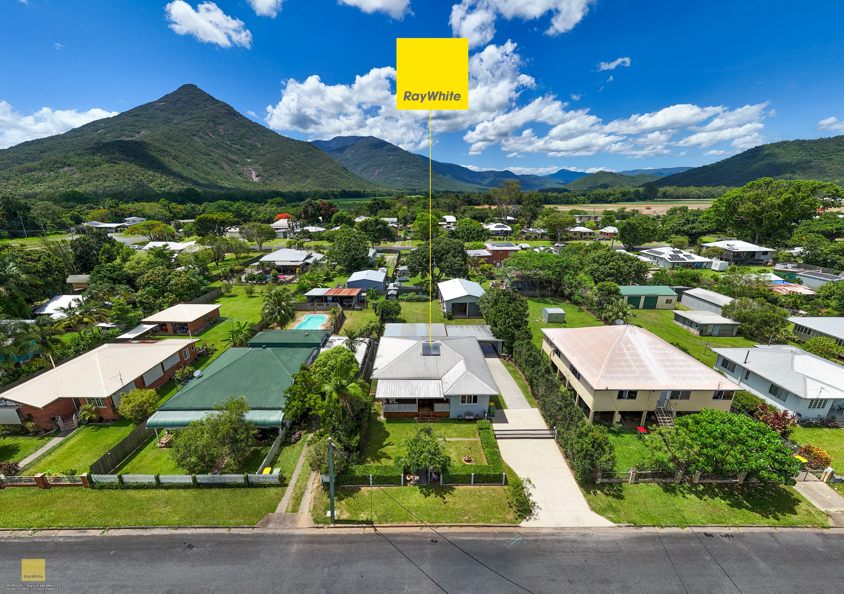 17 Moller Street, Gordonvale, QLD 4865