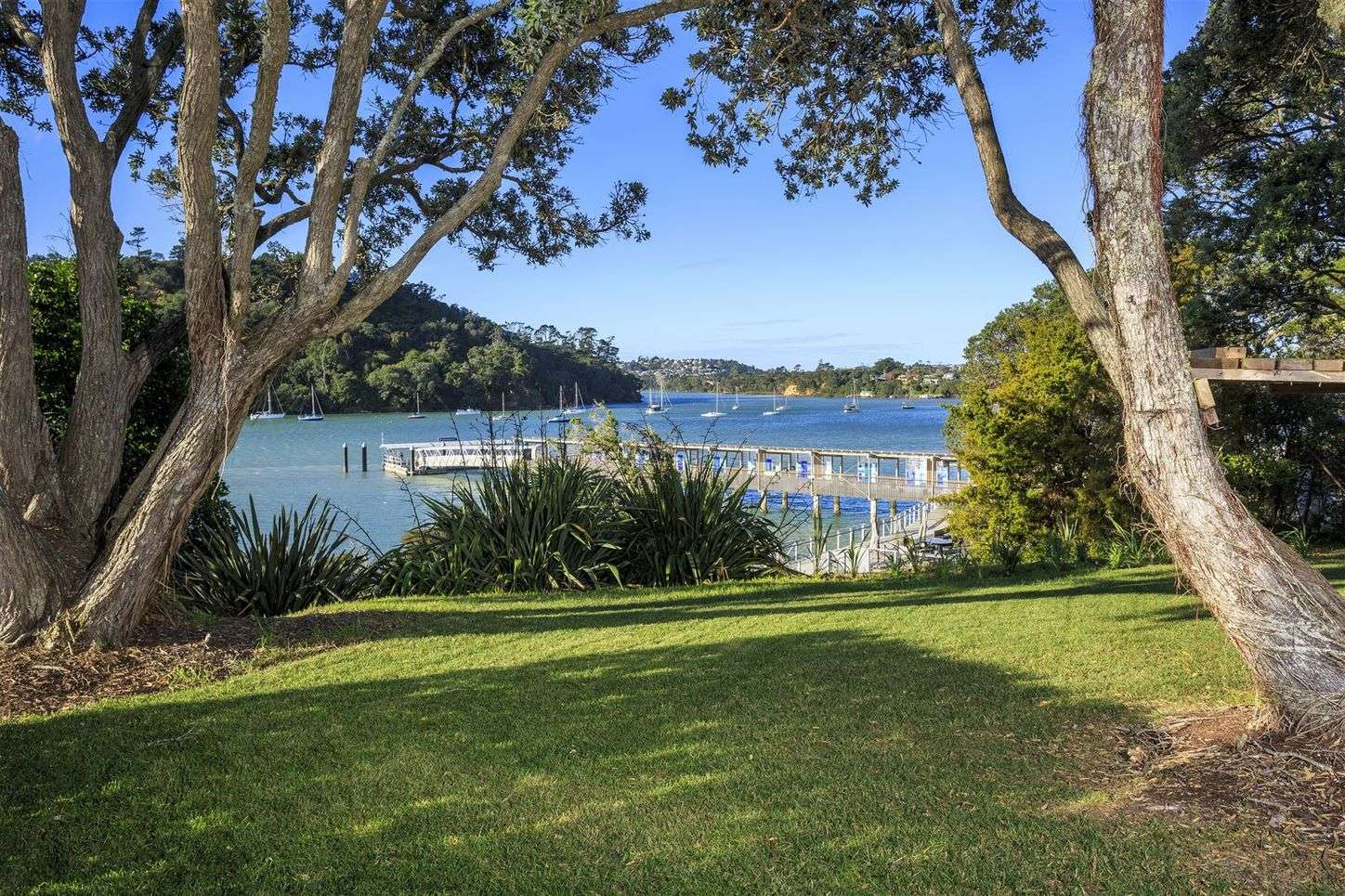 20 Marlborough Crescent photo 33