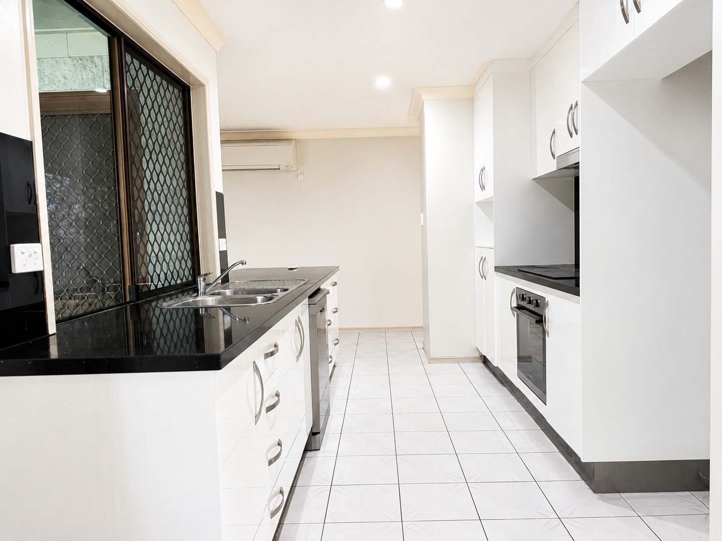 25 Campion Circle, Kirwan, QLD 4817