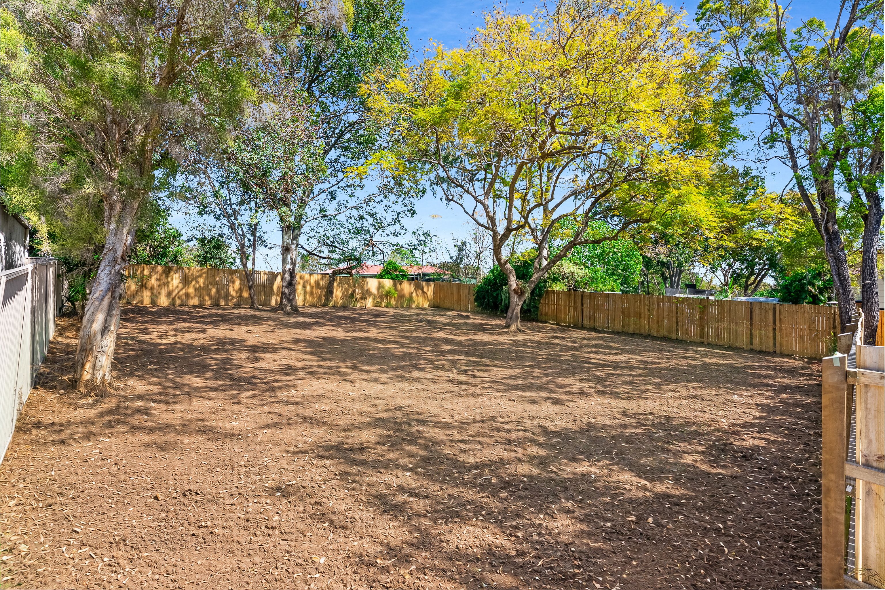 18 Russell Drive — photo 3 of 7
